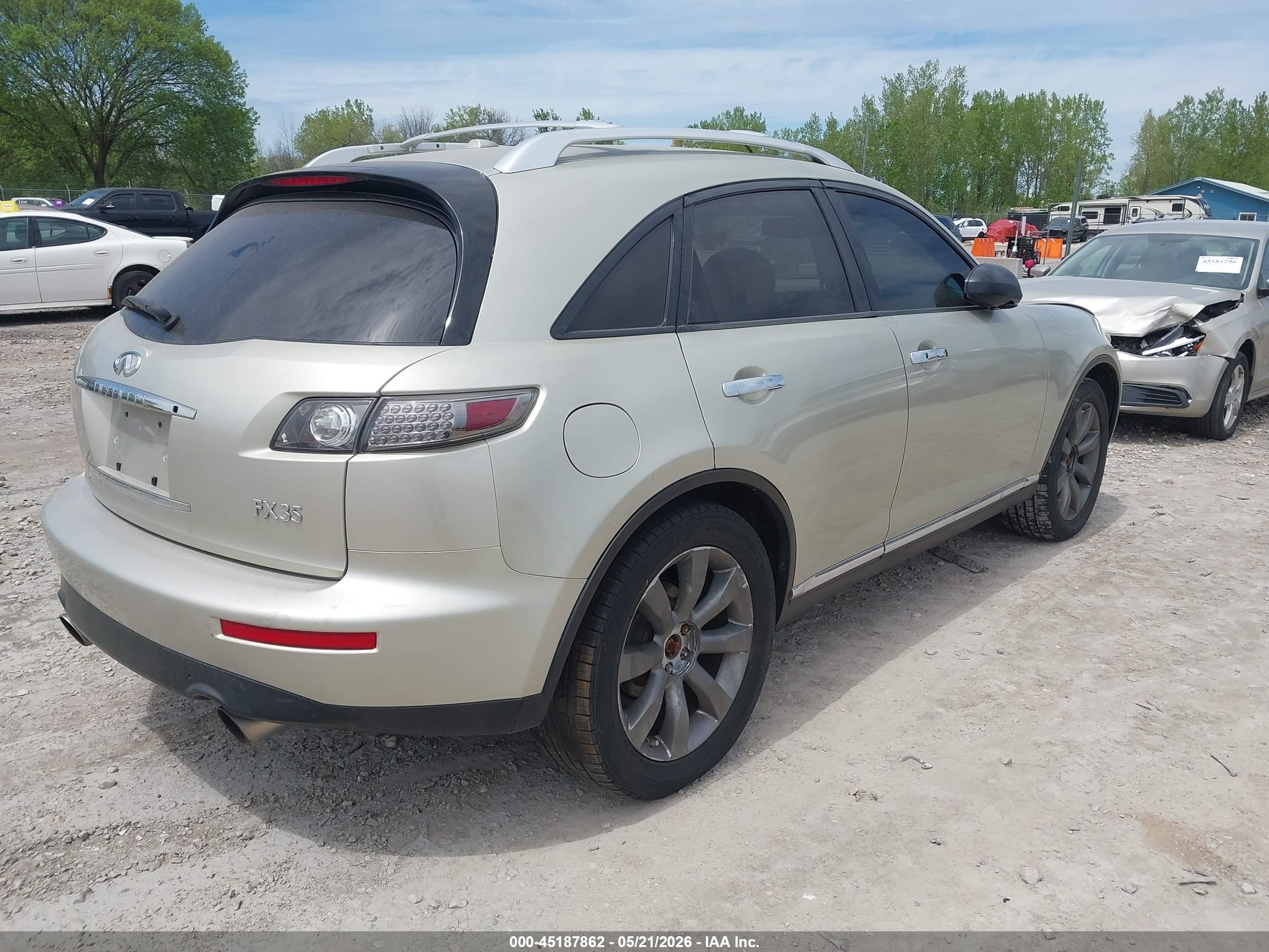 INFINITI FX35 image 4