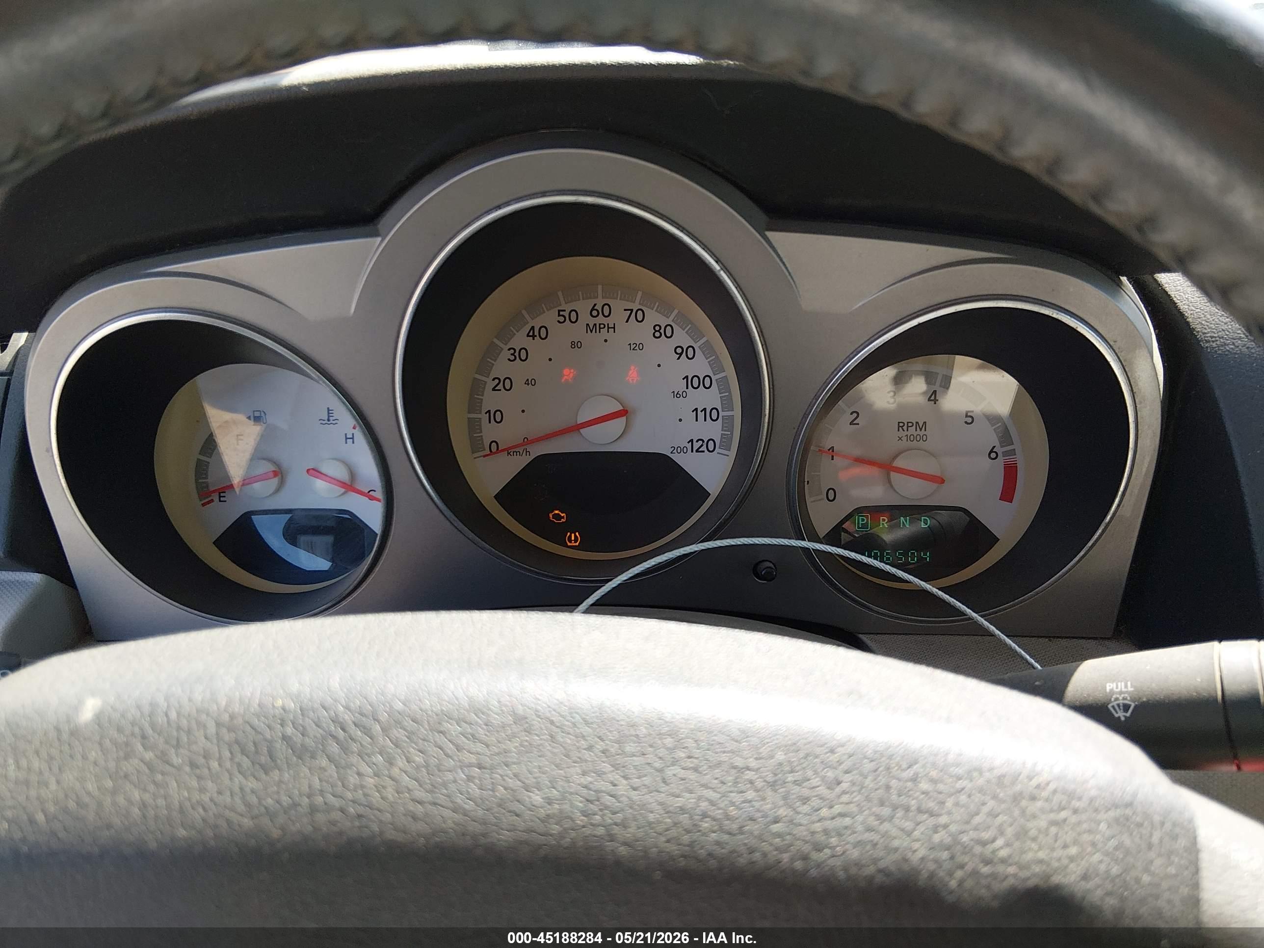 DODGE AVENGER image 7