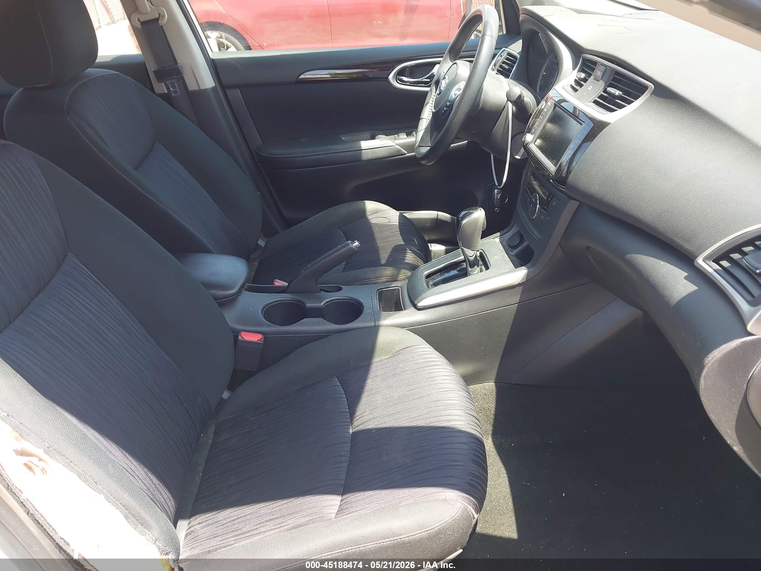 NISSAN SENTRA image 5