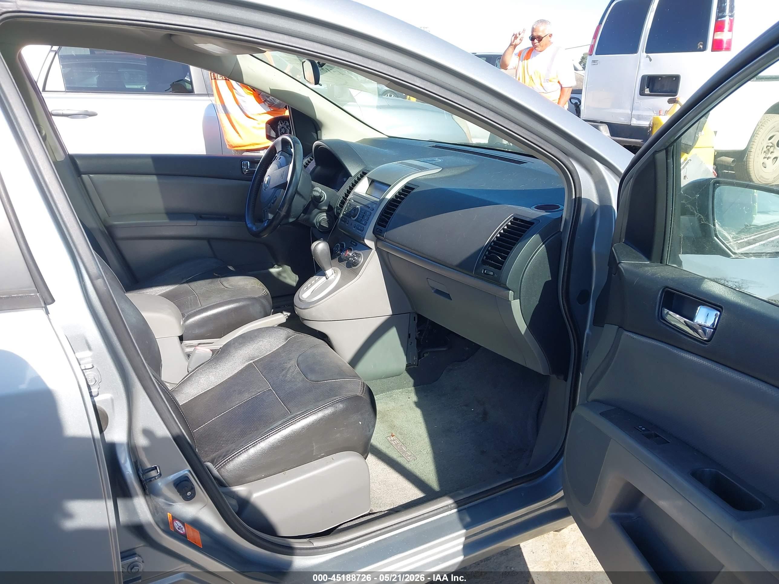 NISSAN SENTRA image 5
