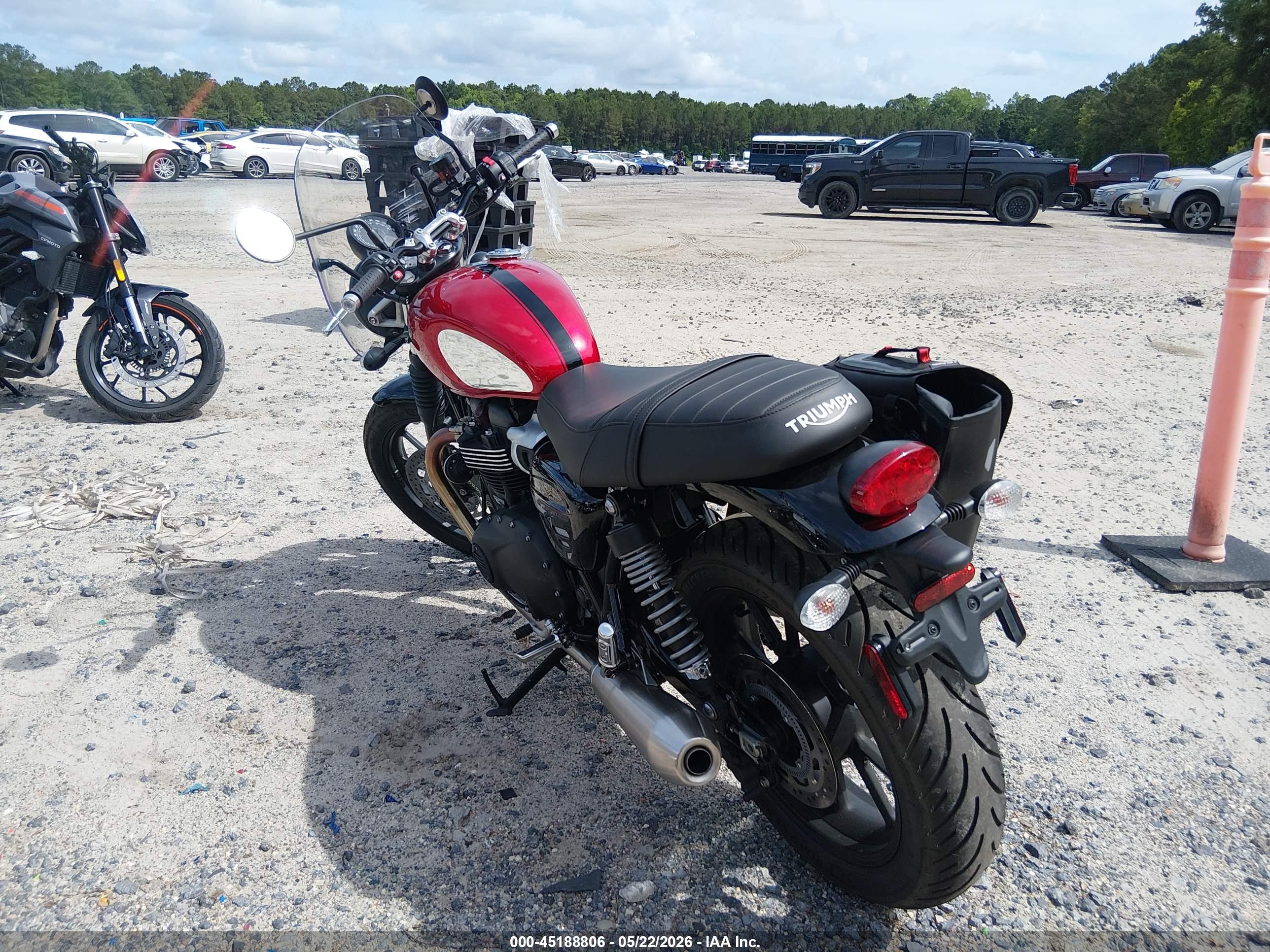TRIUMPH MOTORCYCLE image 3