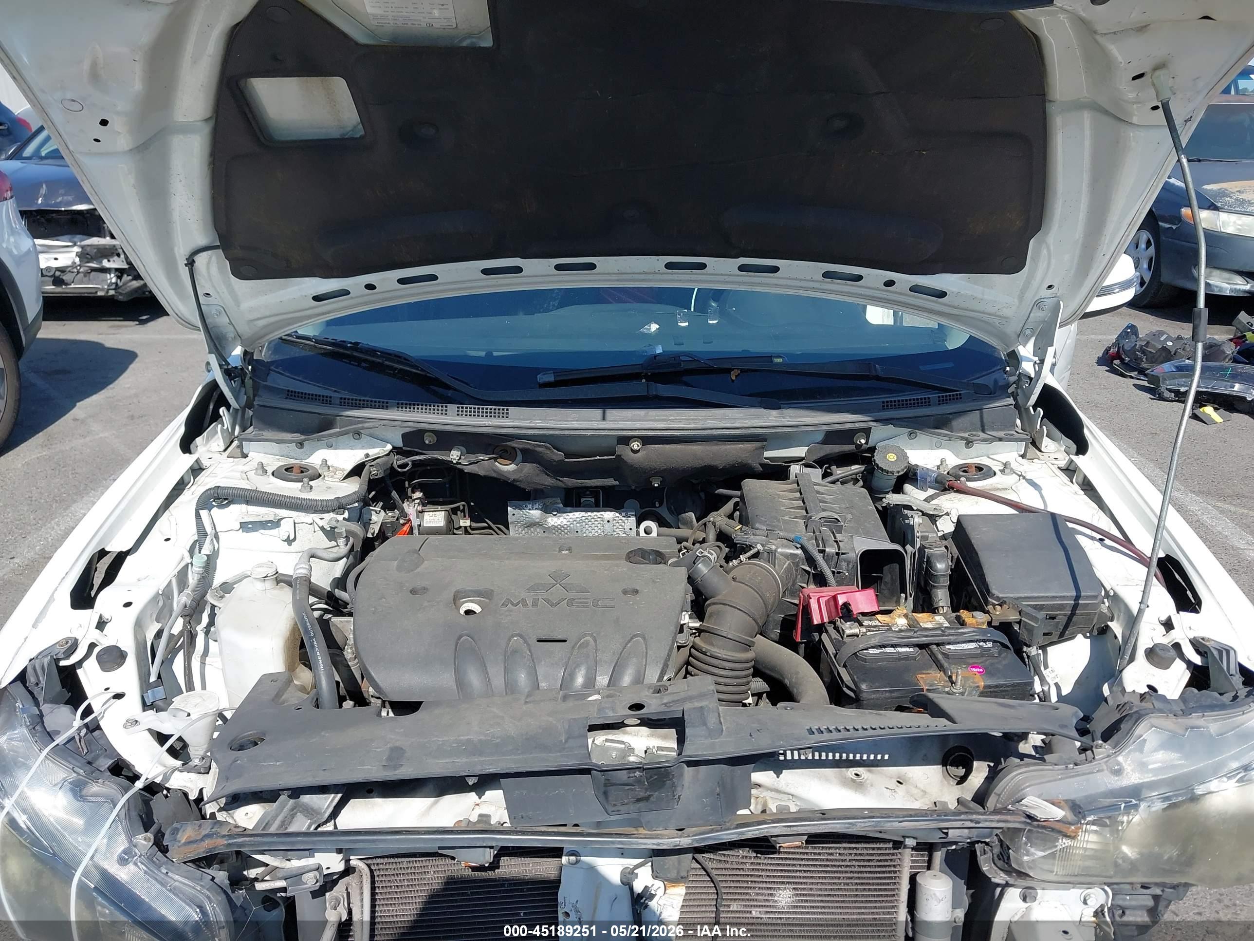 MITSUBISHI LANCER image 10
