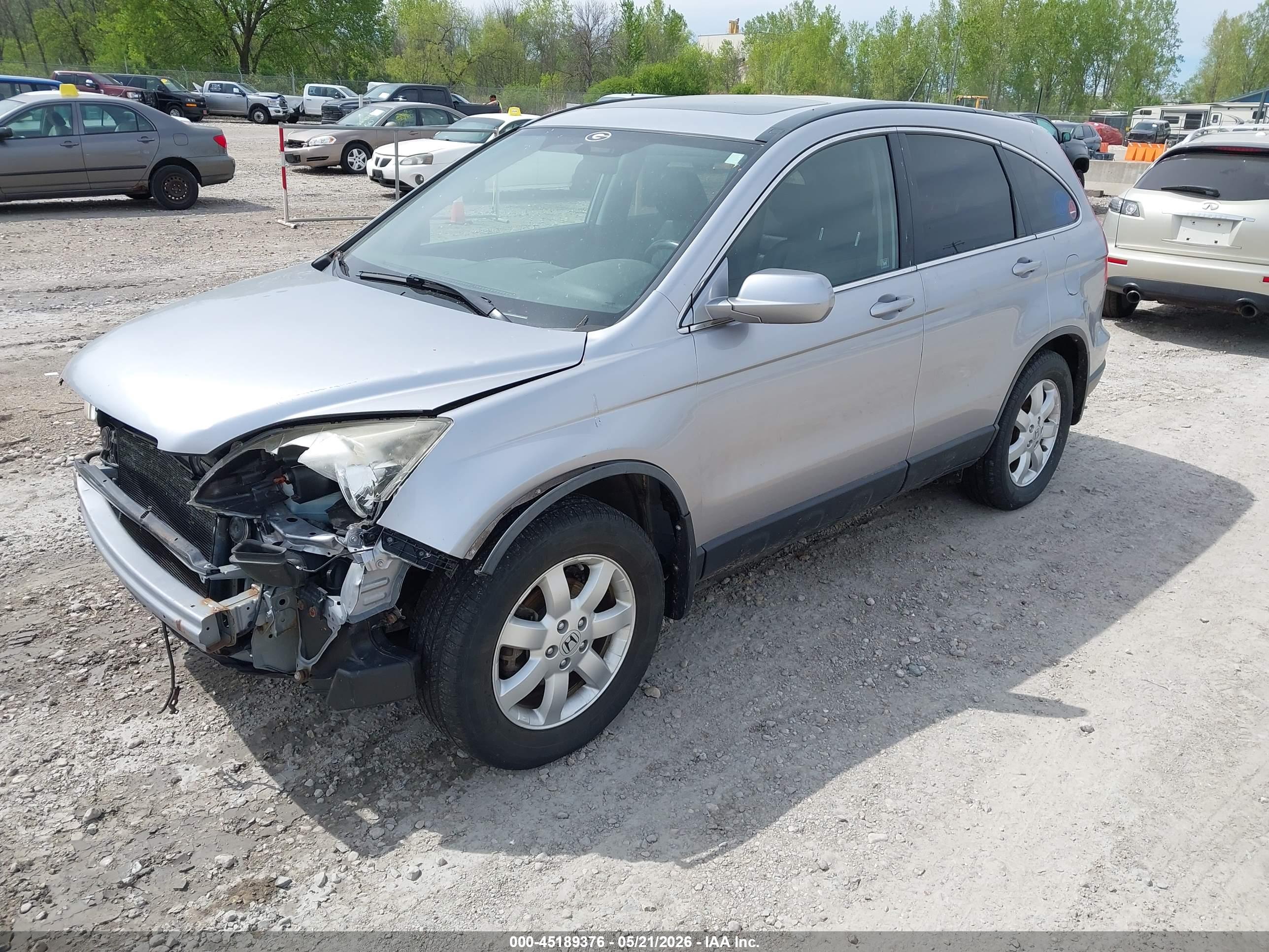 HONDA CR-V image 2