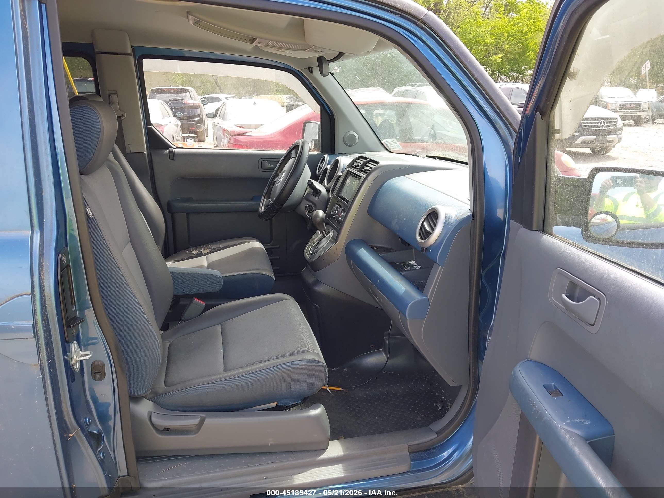 HONDA ELEMENT image 5