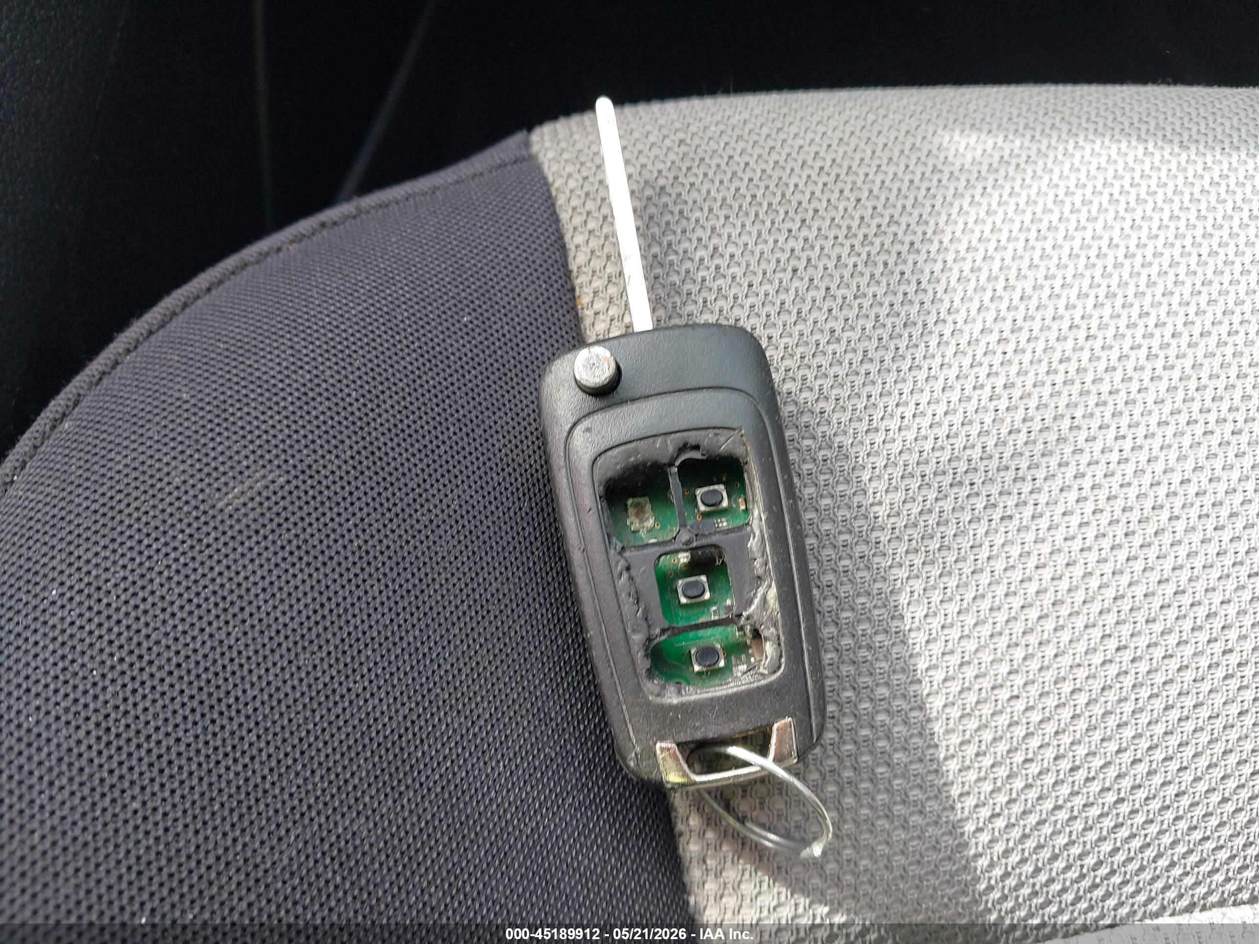 CHEVROLET CRUZE image 11
