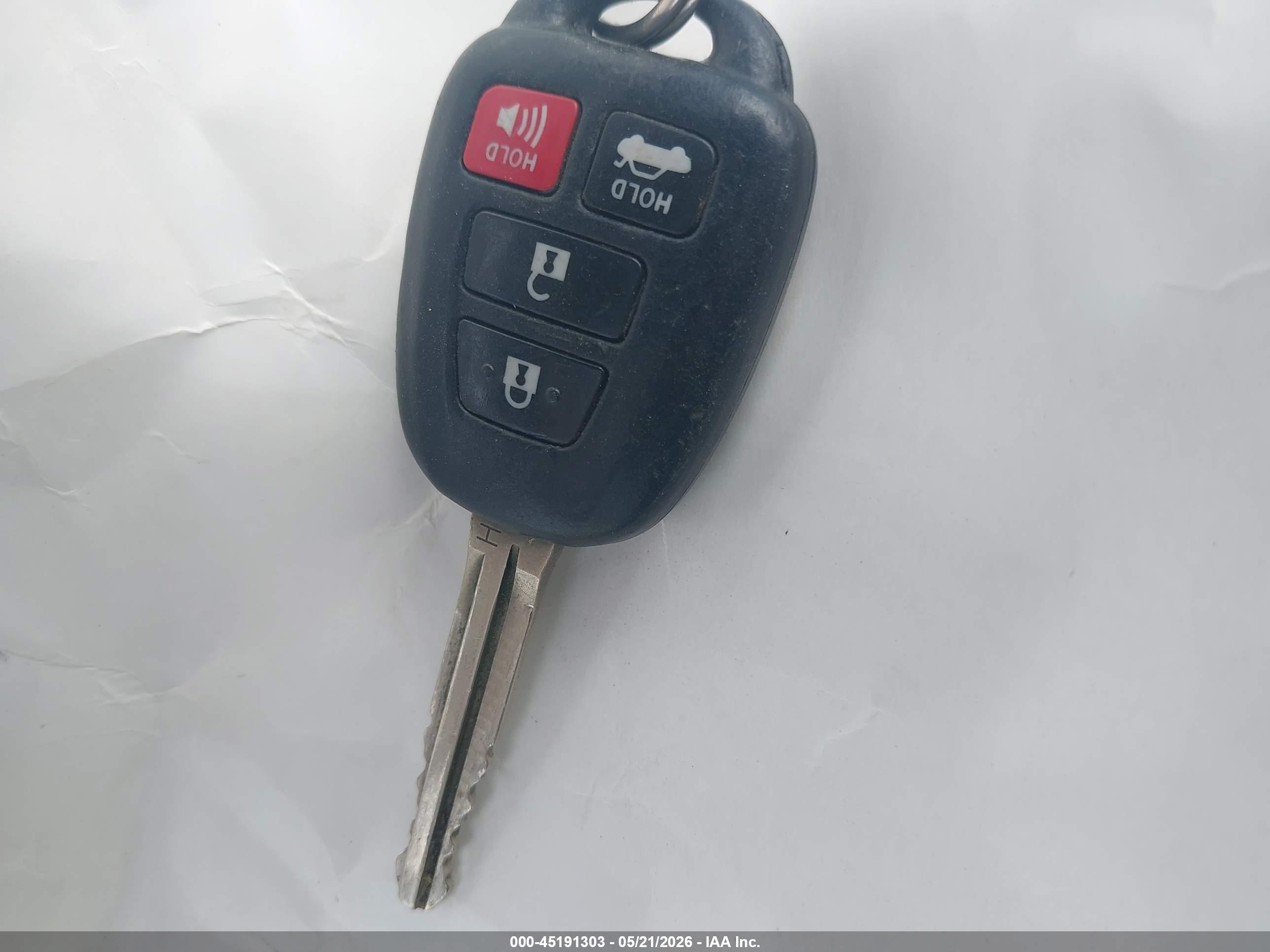 TOYOTA CAMRY image 11