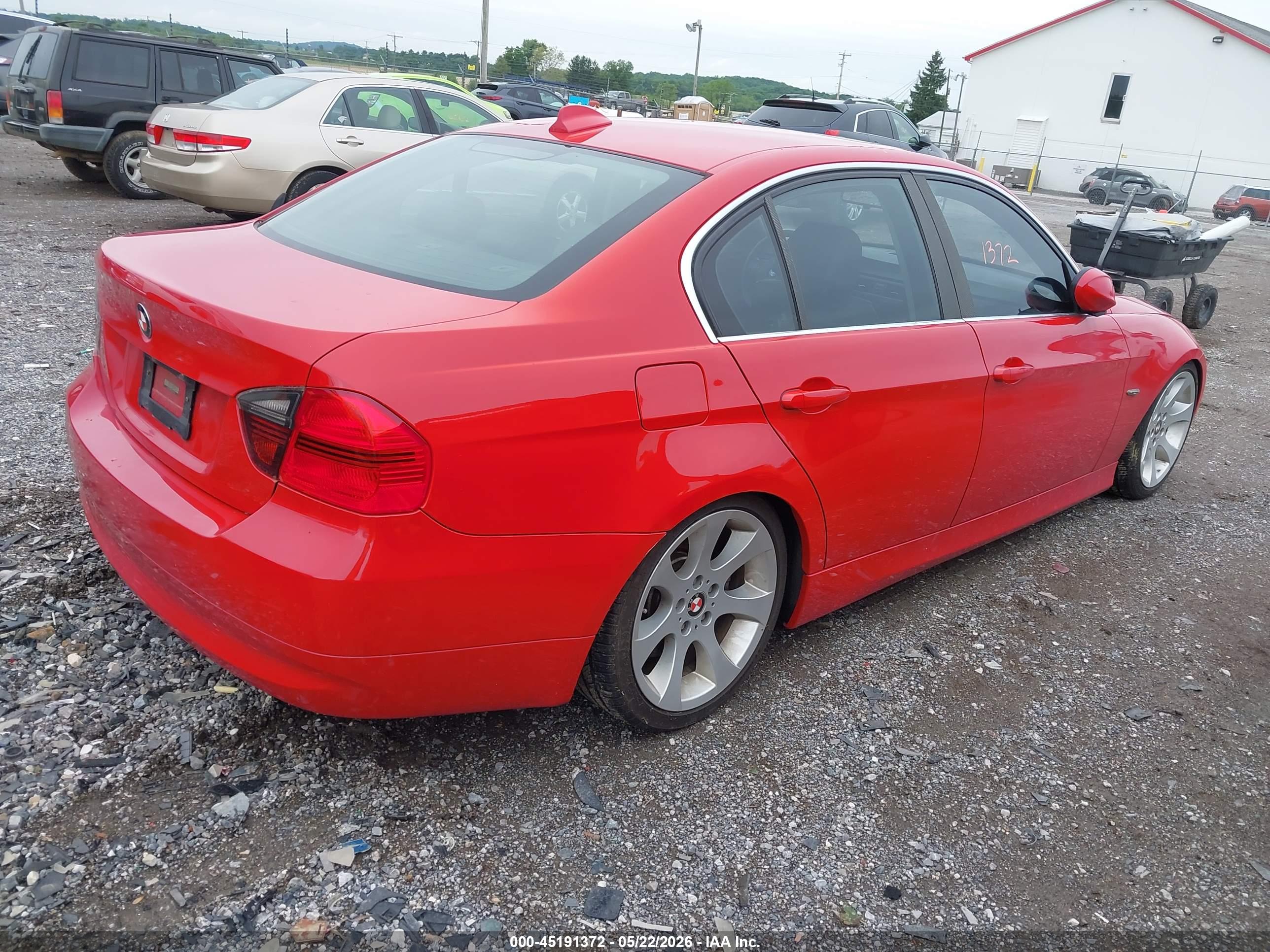BMW 330I image 4