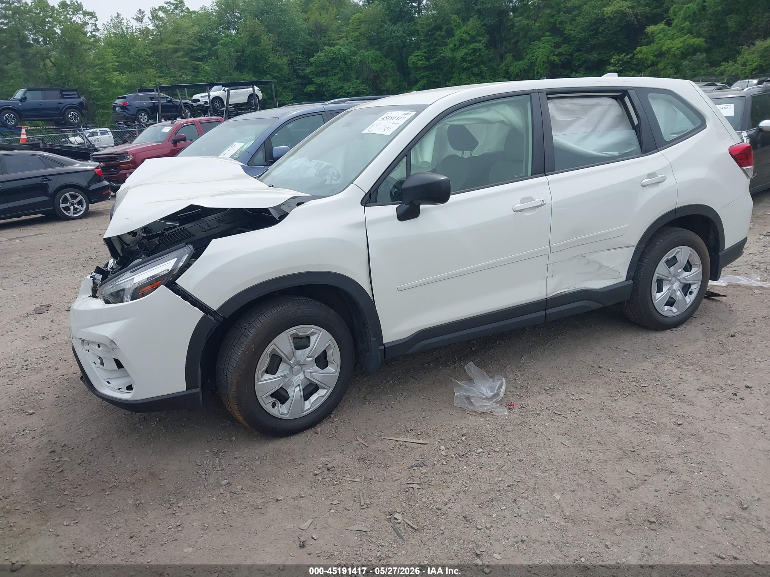 SUBARU FORESTER image 2