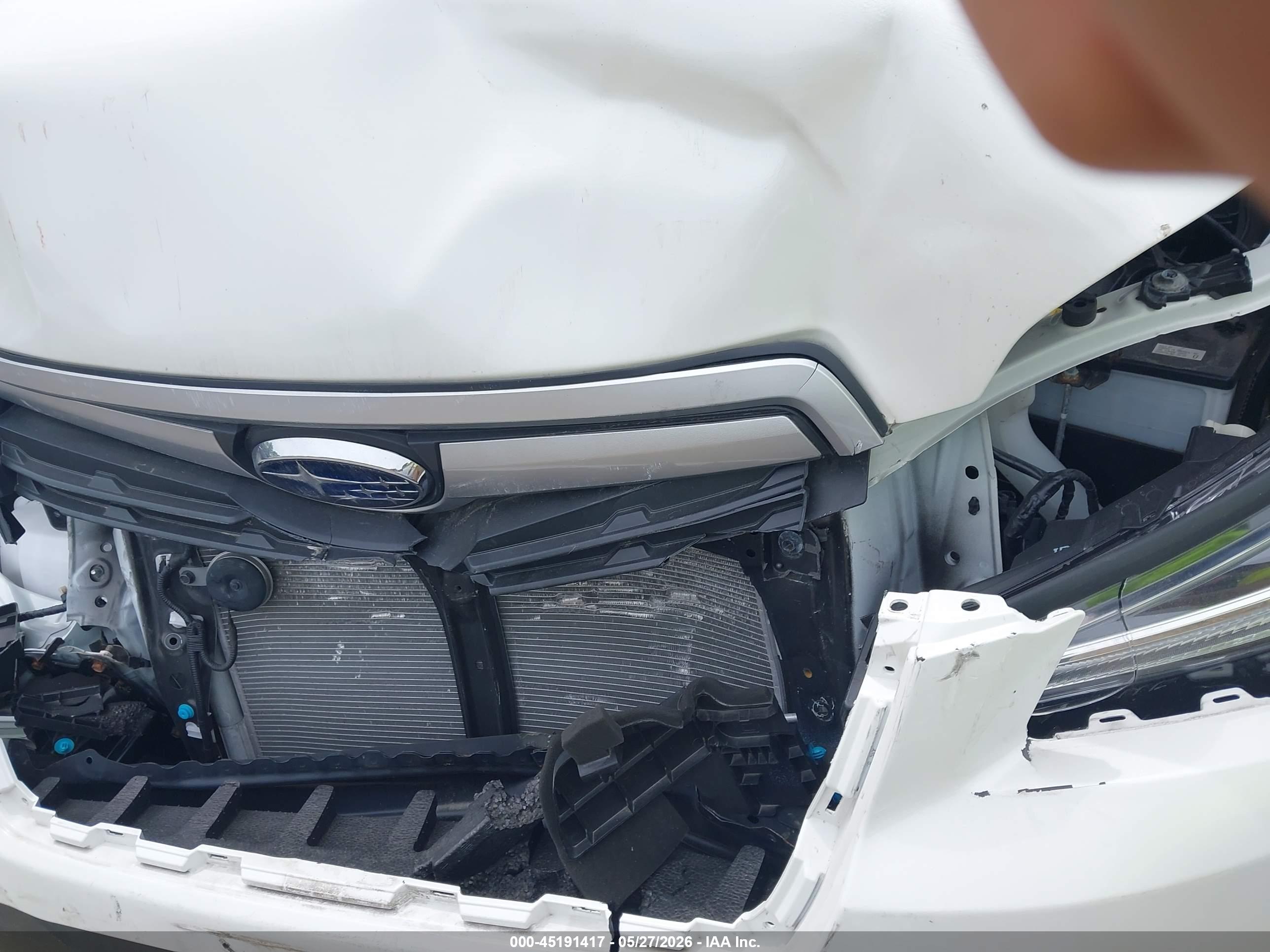 SUBARU FORESTER image 6