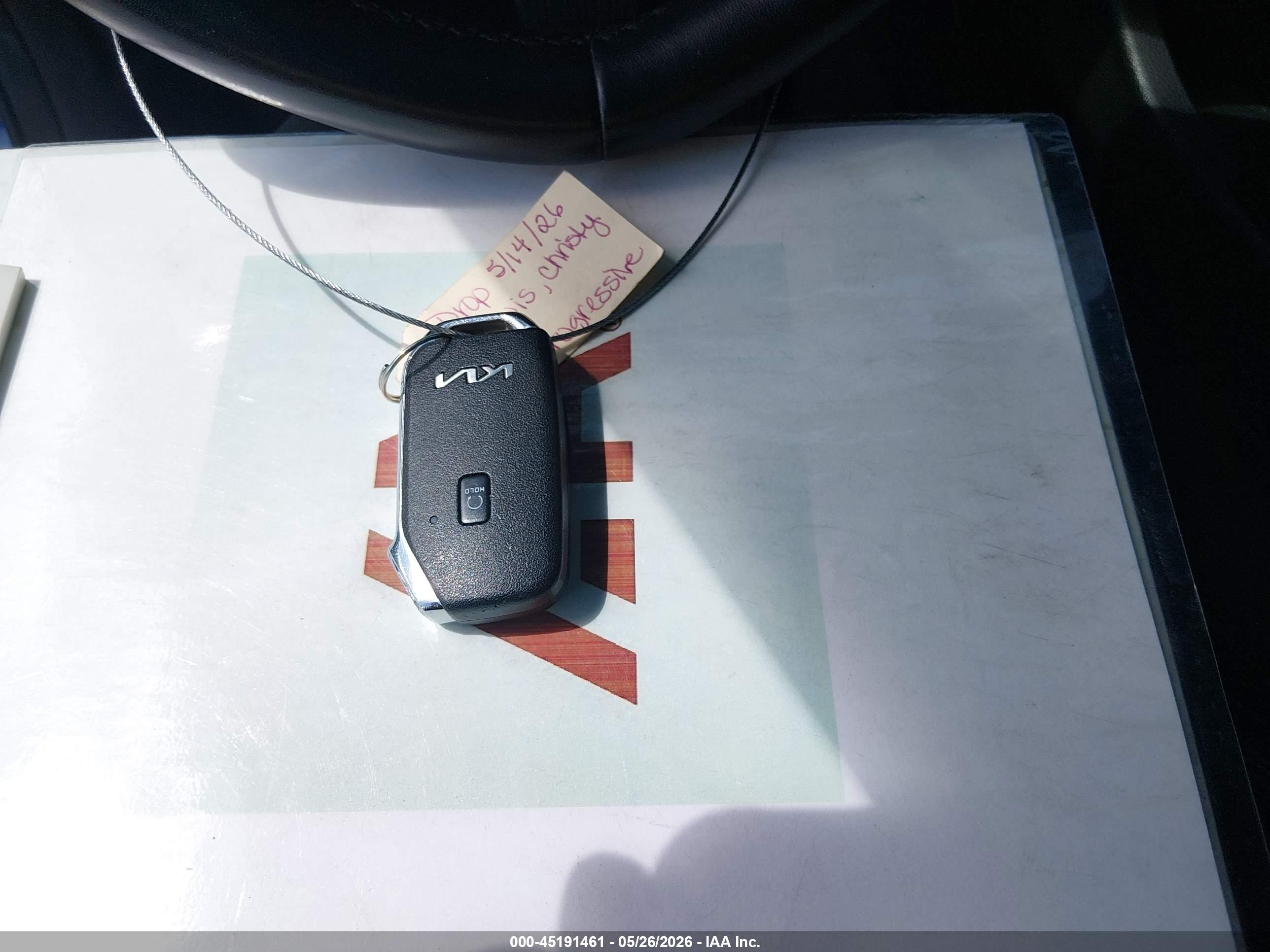 KIA K5 image 11