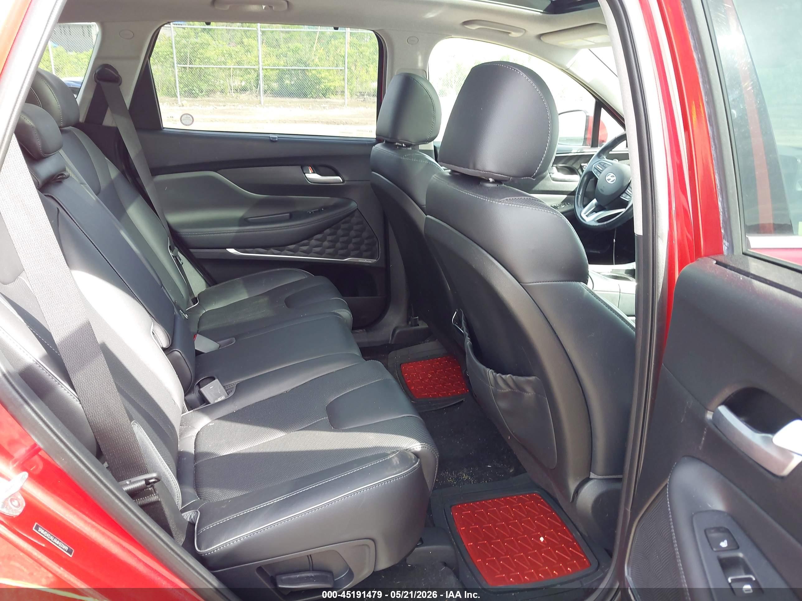HYUNDAI SANTA image 8
