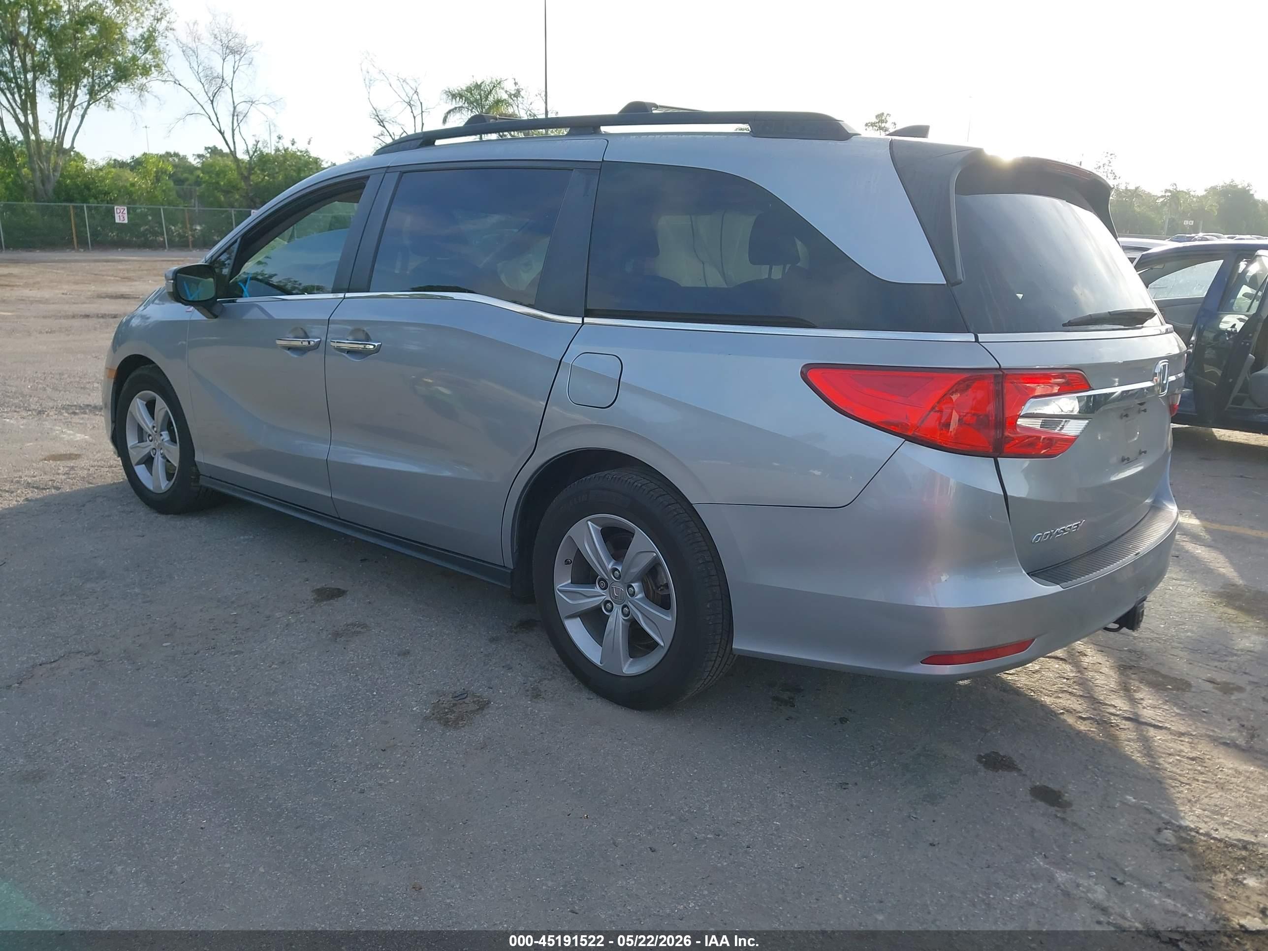 HONDA ODYSSEY image 3