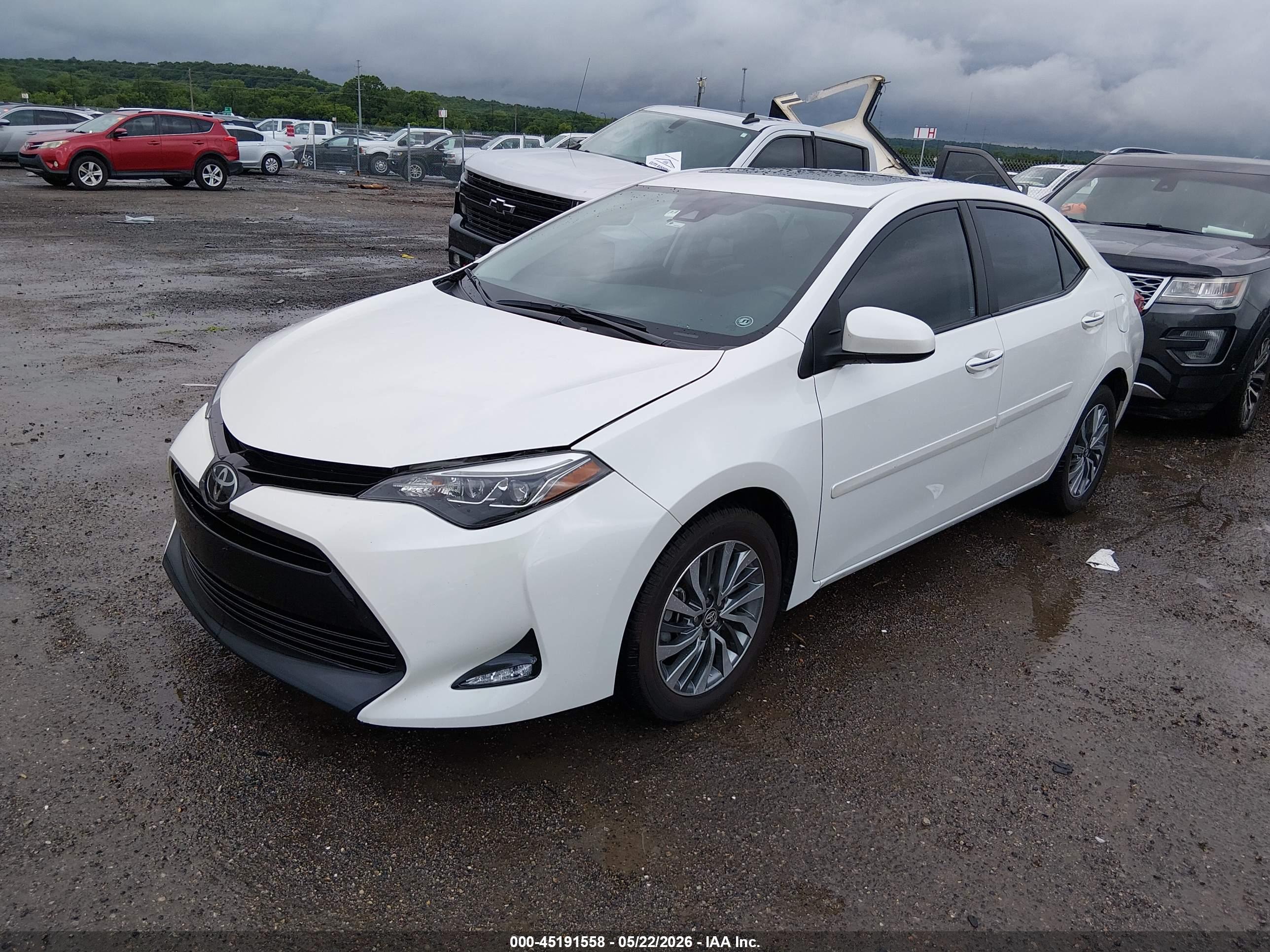 TOYOTA COROLLA image 2