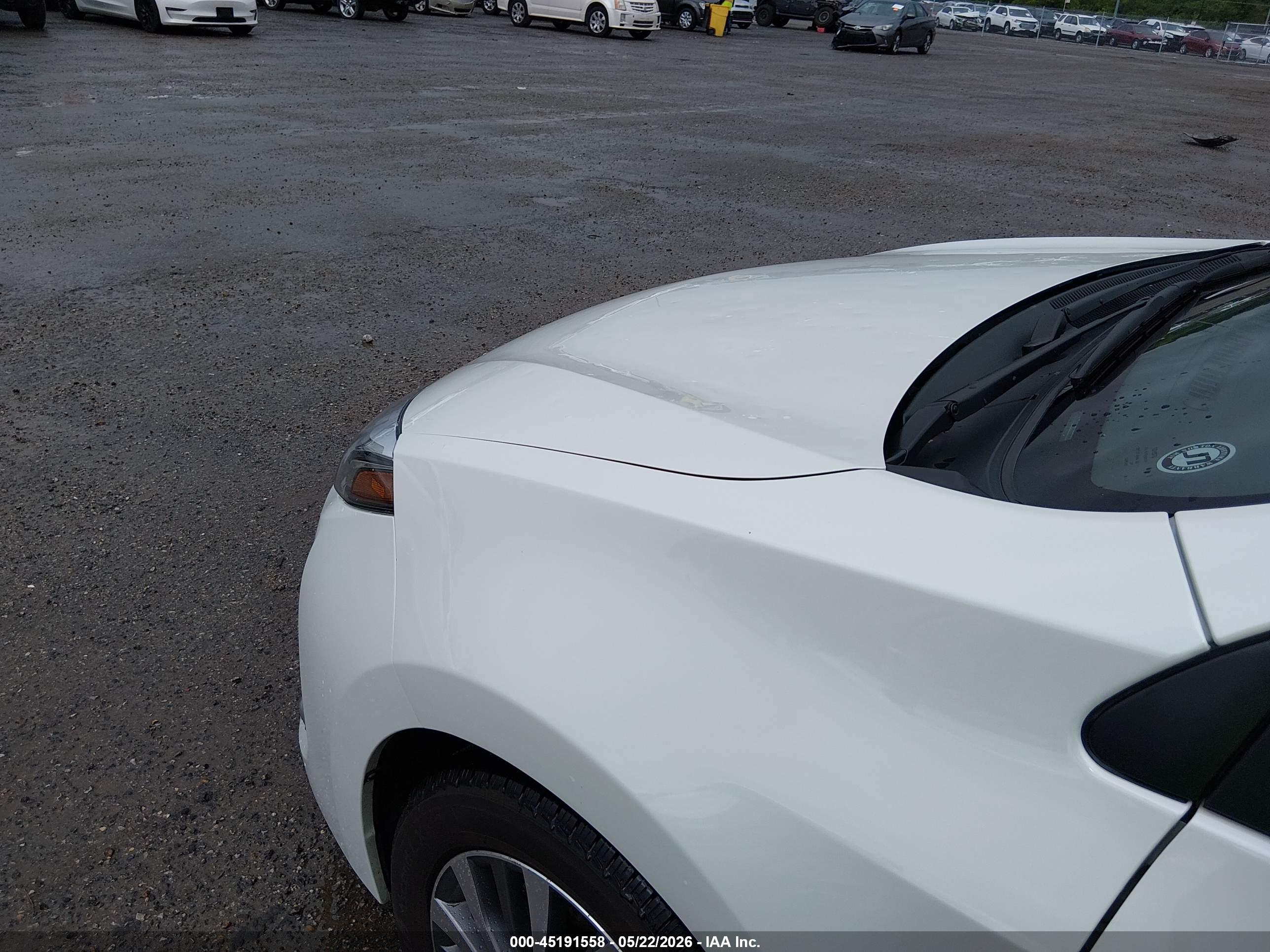 TOYOTA COROLLA image 6
