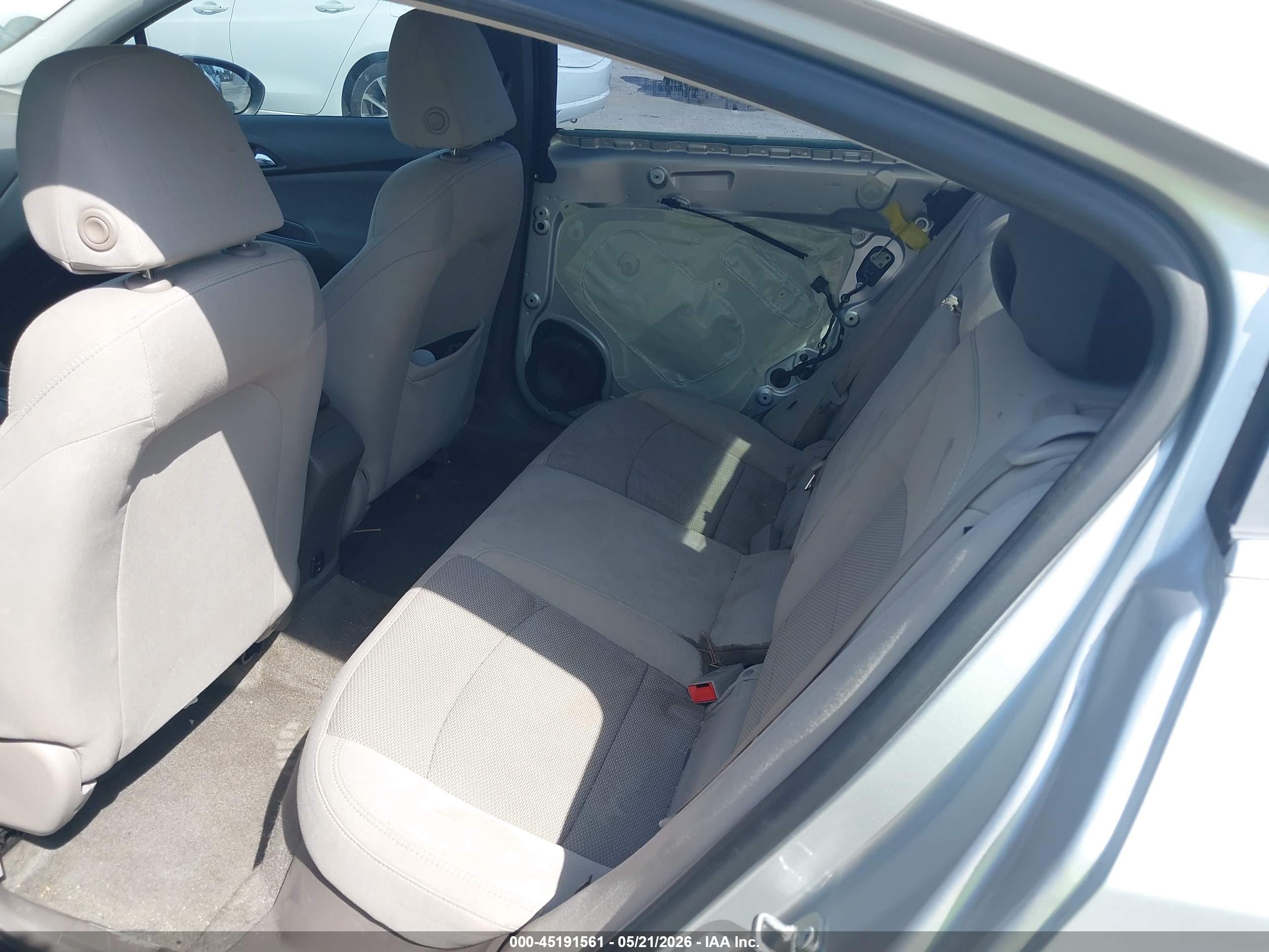 CHEVROLET CRUZE image 8