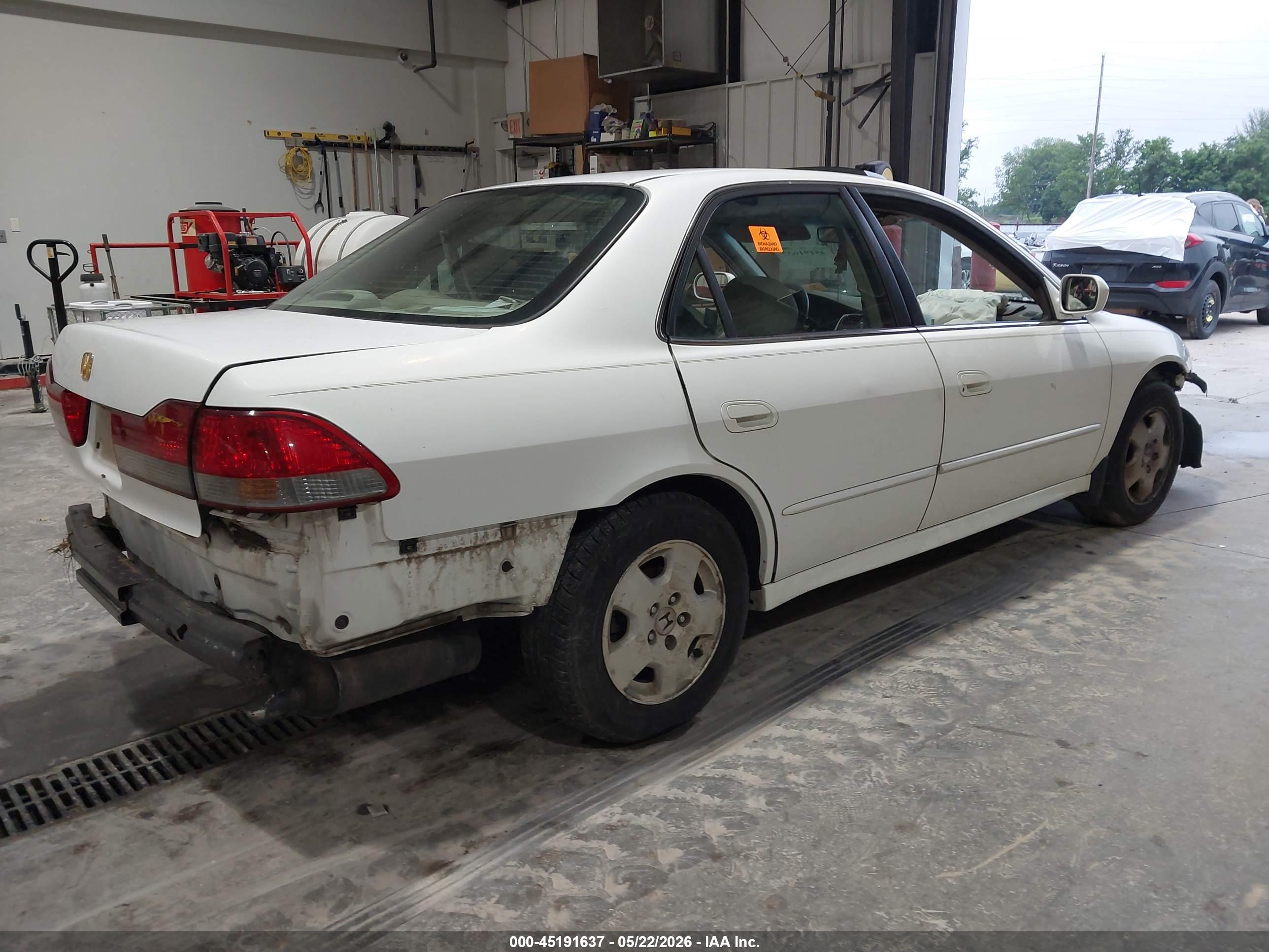 HONDA ACCORD image 4