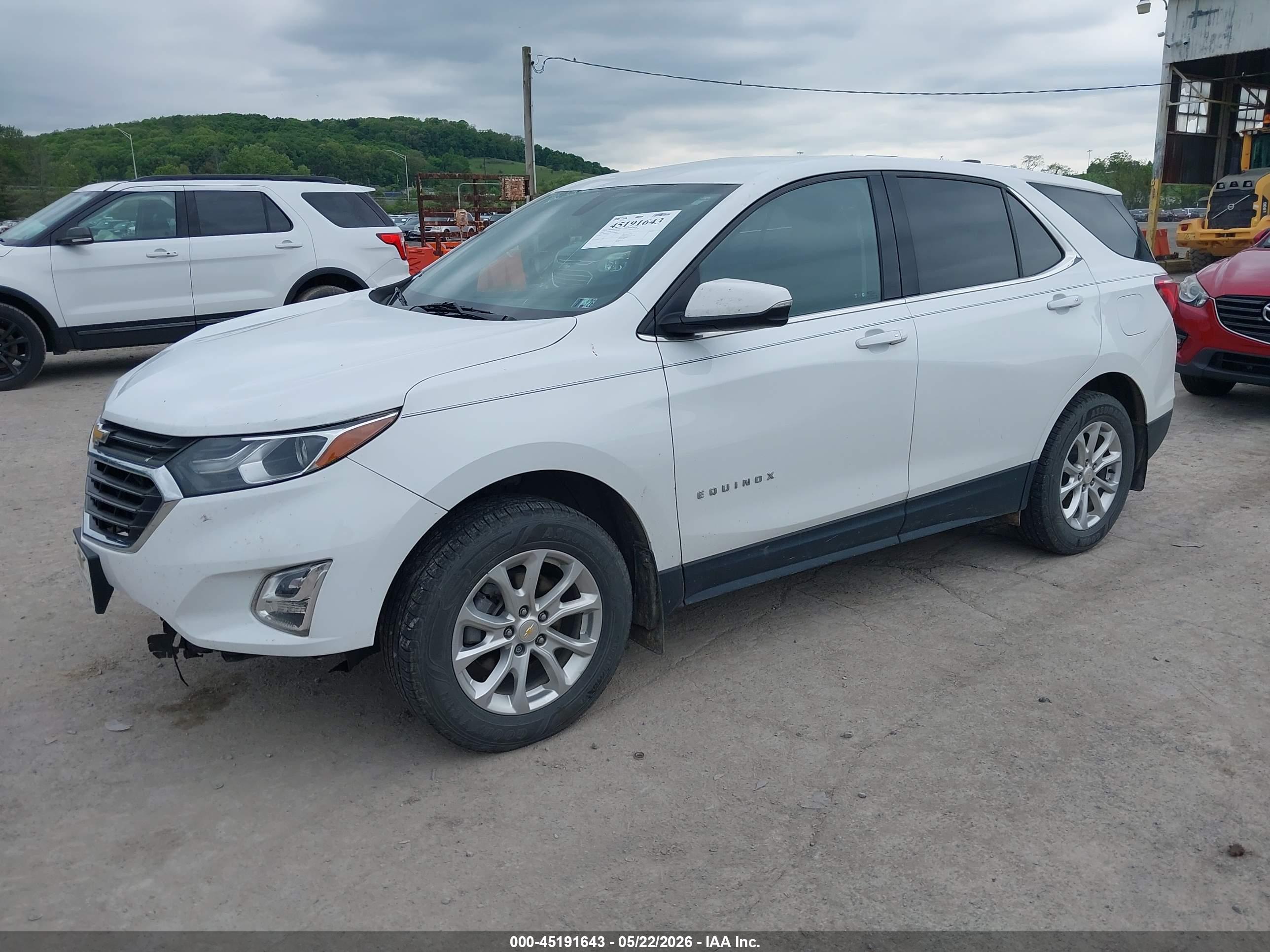 CHEVROLET EQUINOX image 2