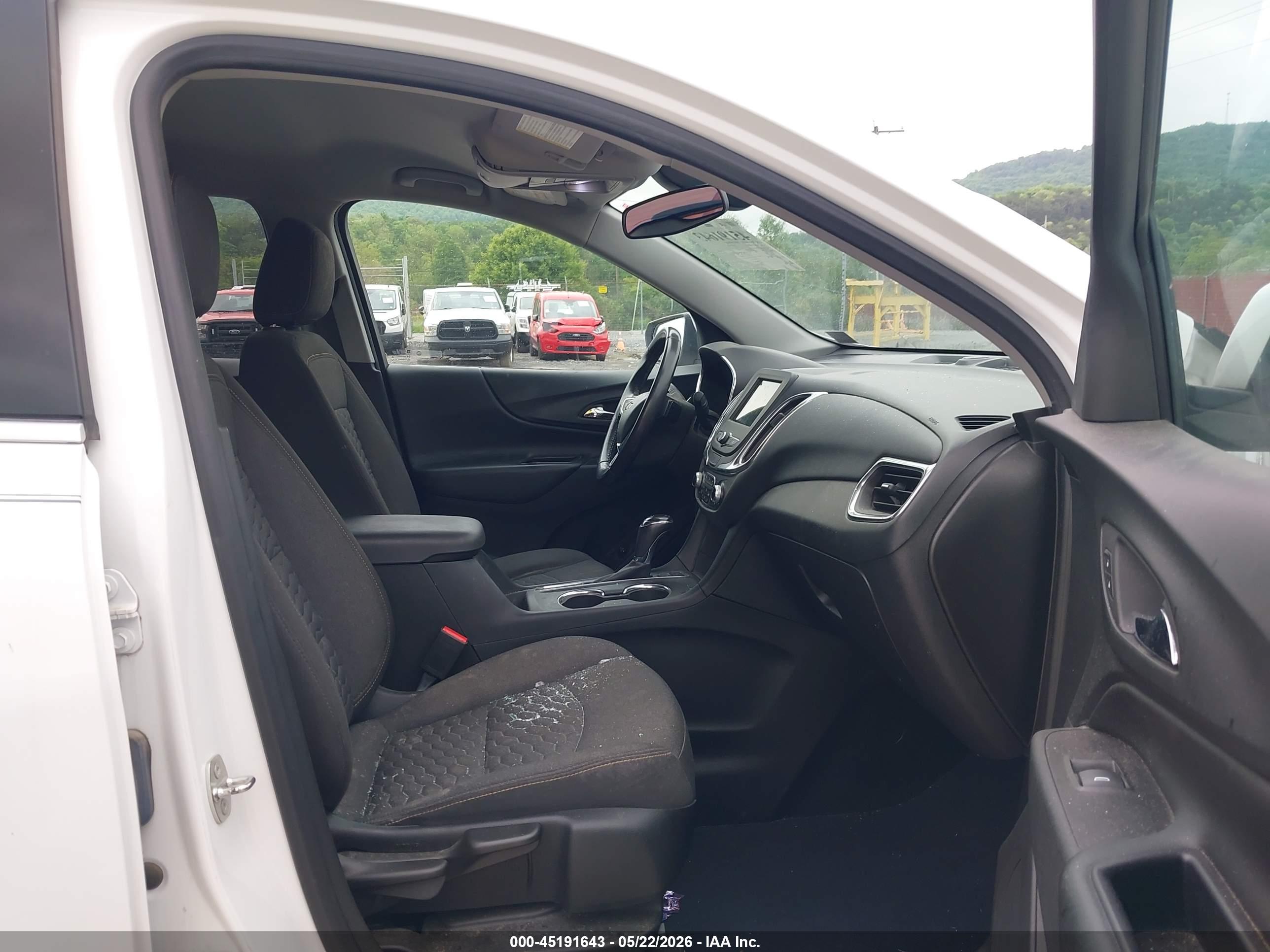 CHEVROLET EQUINOX image 5