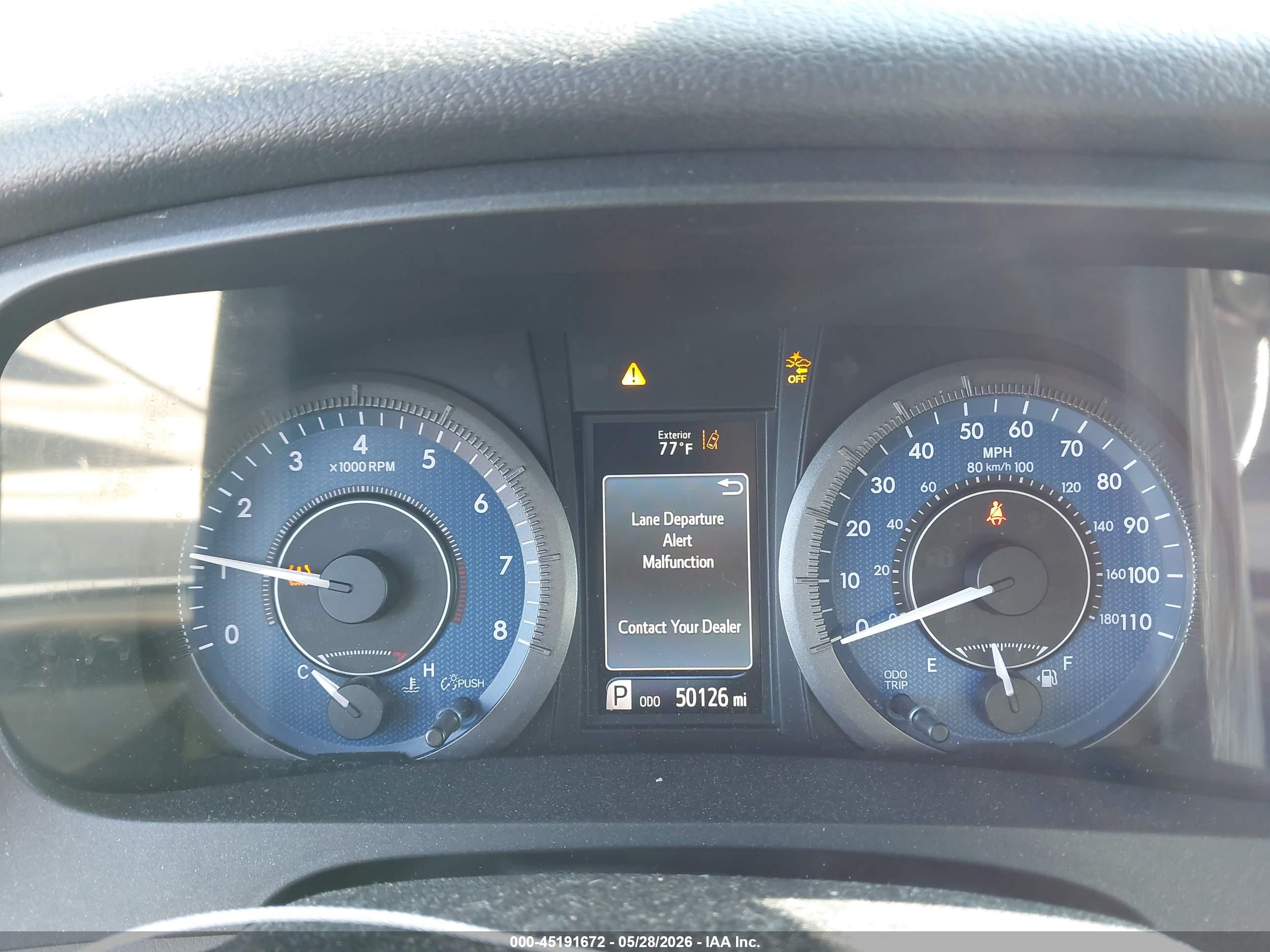 TOYOTA SIENNA image 7