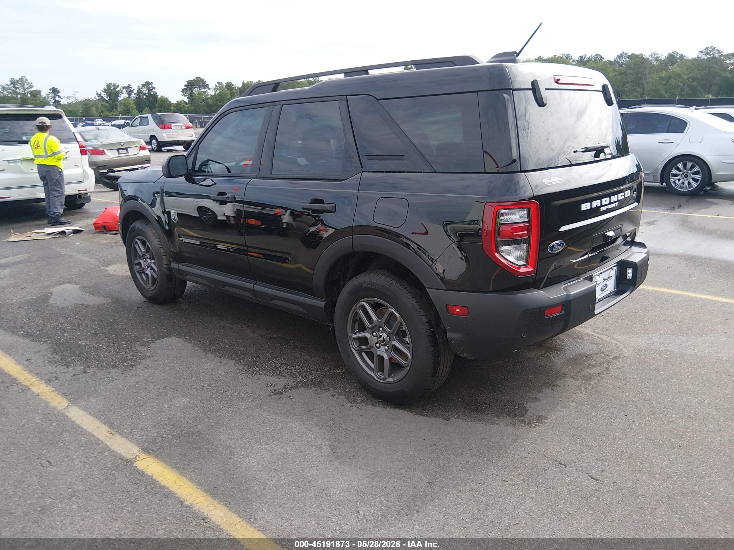 FORD BRONCO image 3