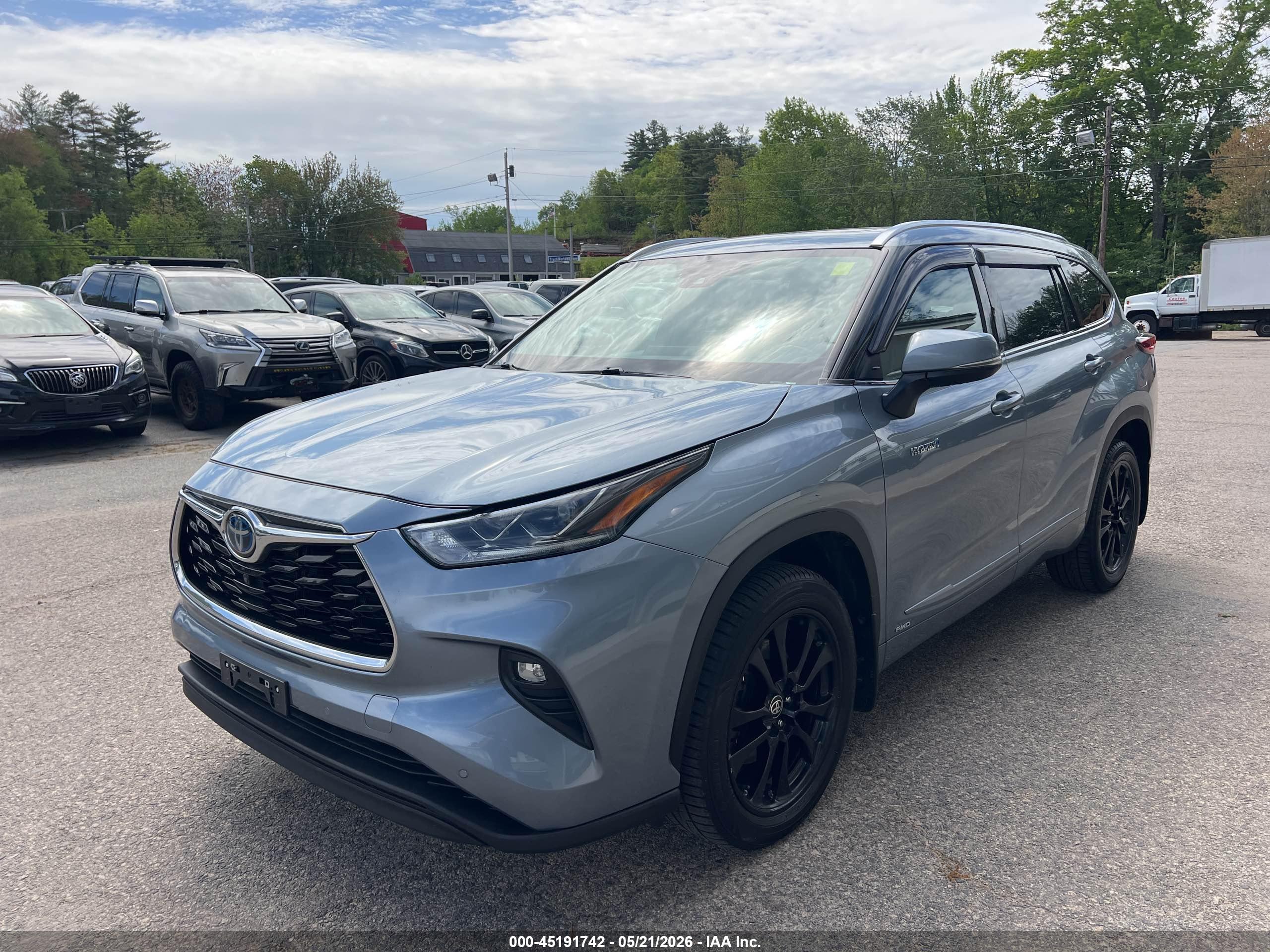 TOYOTA HIGHLANDER image 2