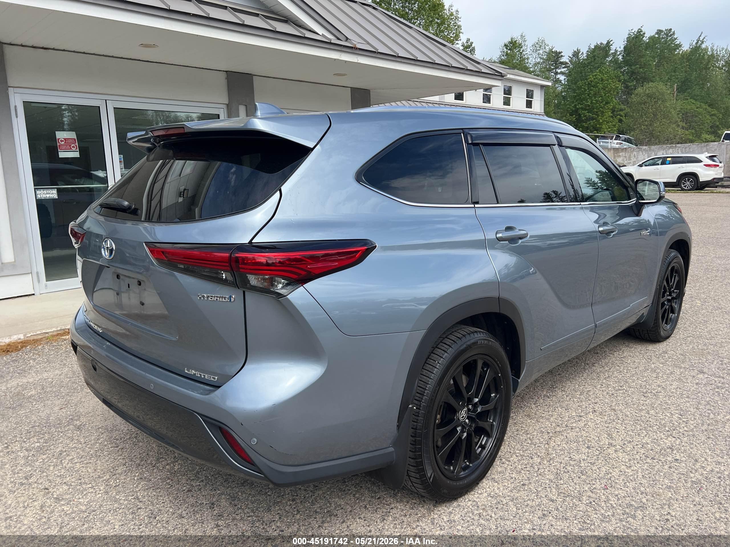 TOYOTA HIGHLANDER image 4
