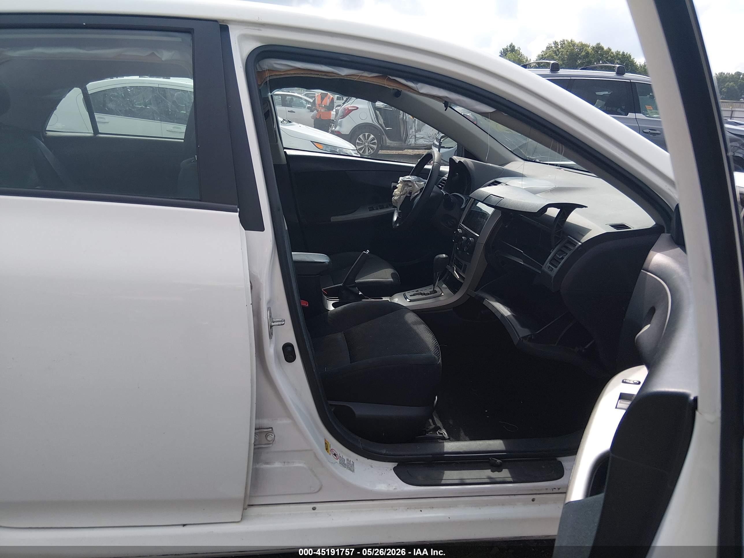 TOYOTA COROLLA image 5