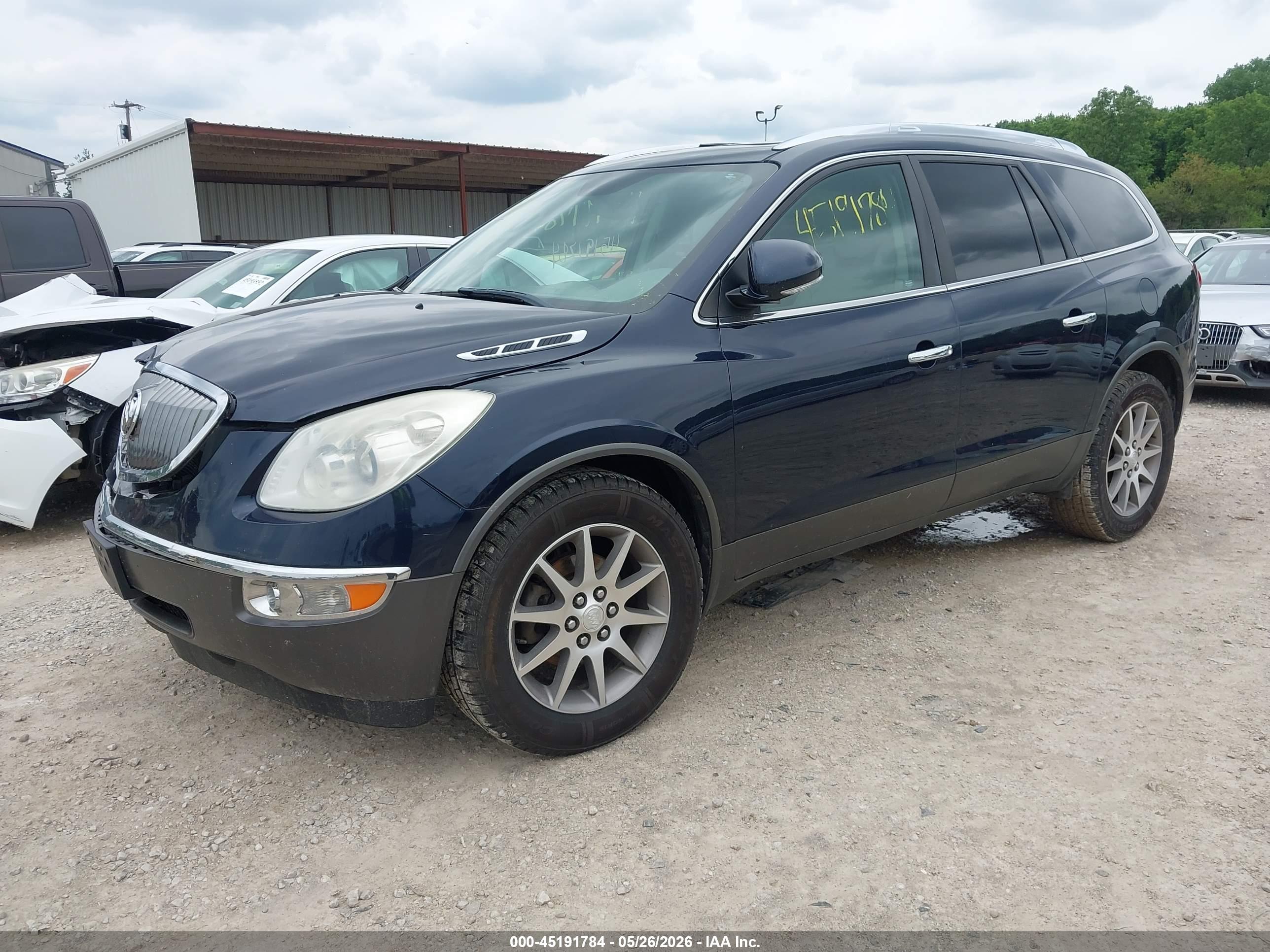 BUICK ENCLAVE image 2