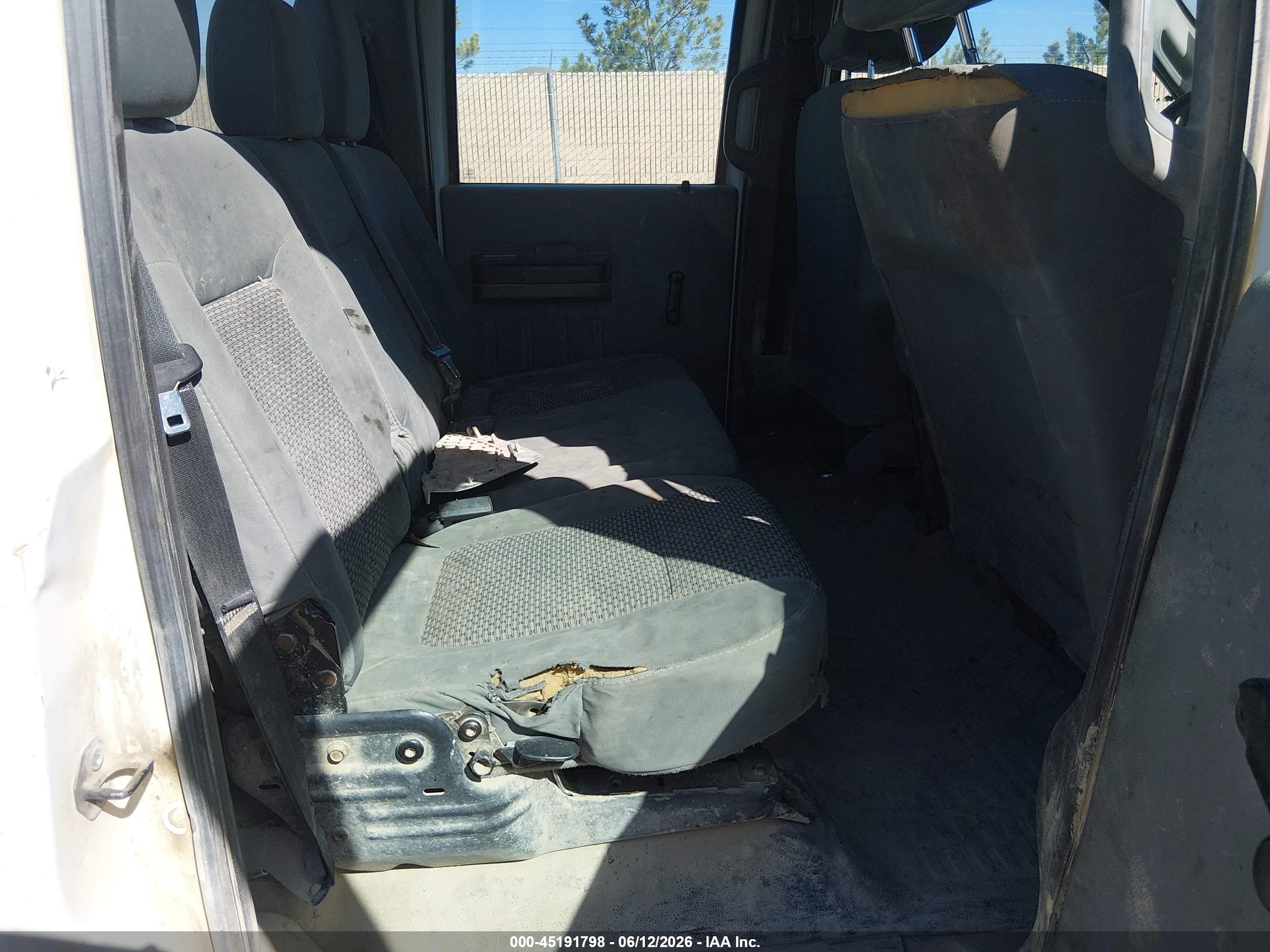 FORD F-250 image 8