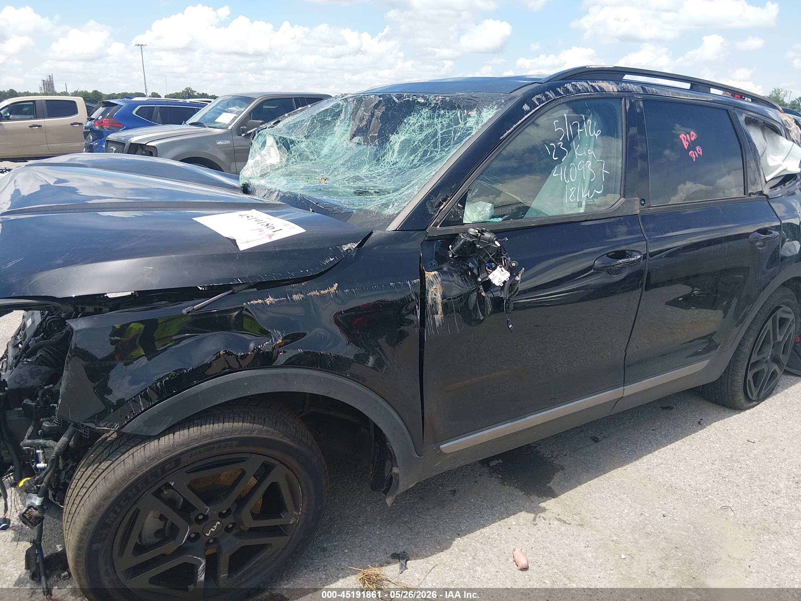 KIA TELLURIDE image 6