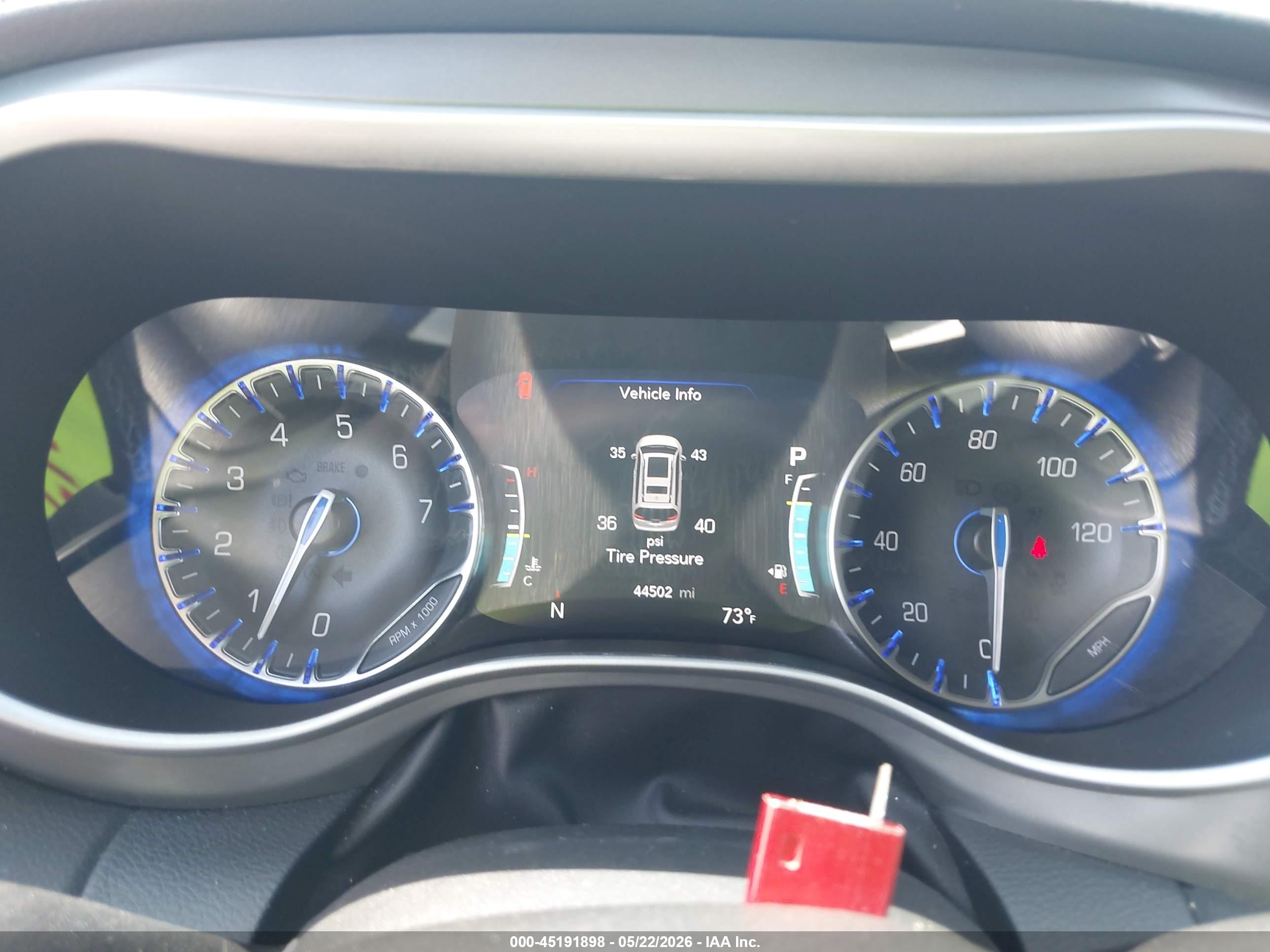 CHRYSLER PACIFICA image 7