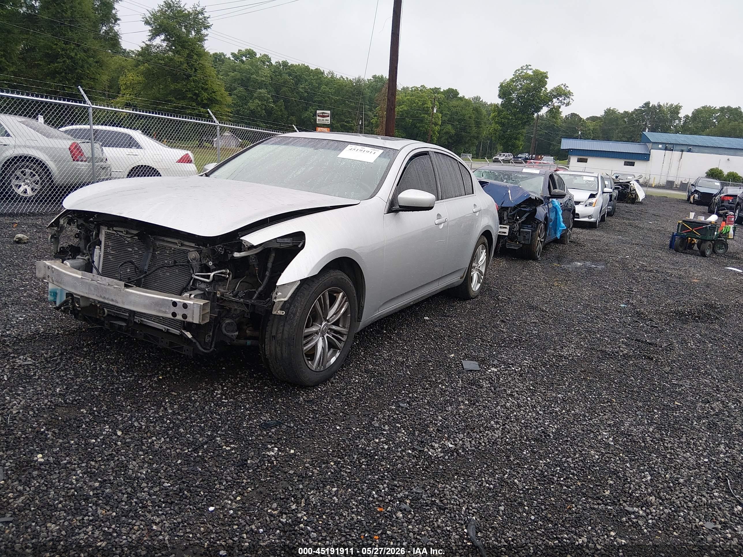 INFINITI G37X image 2