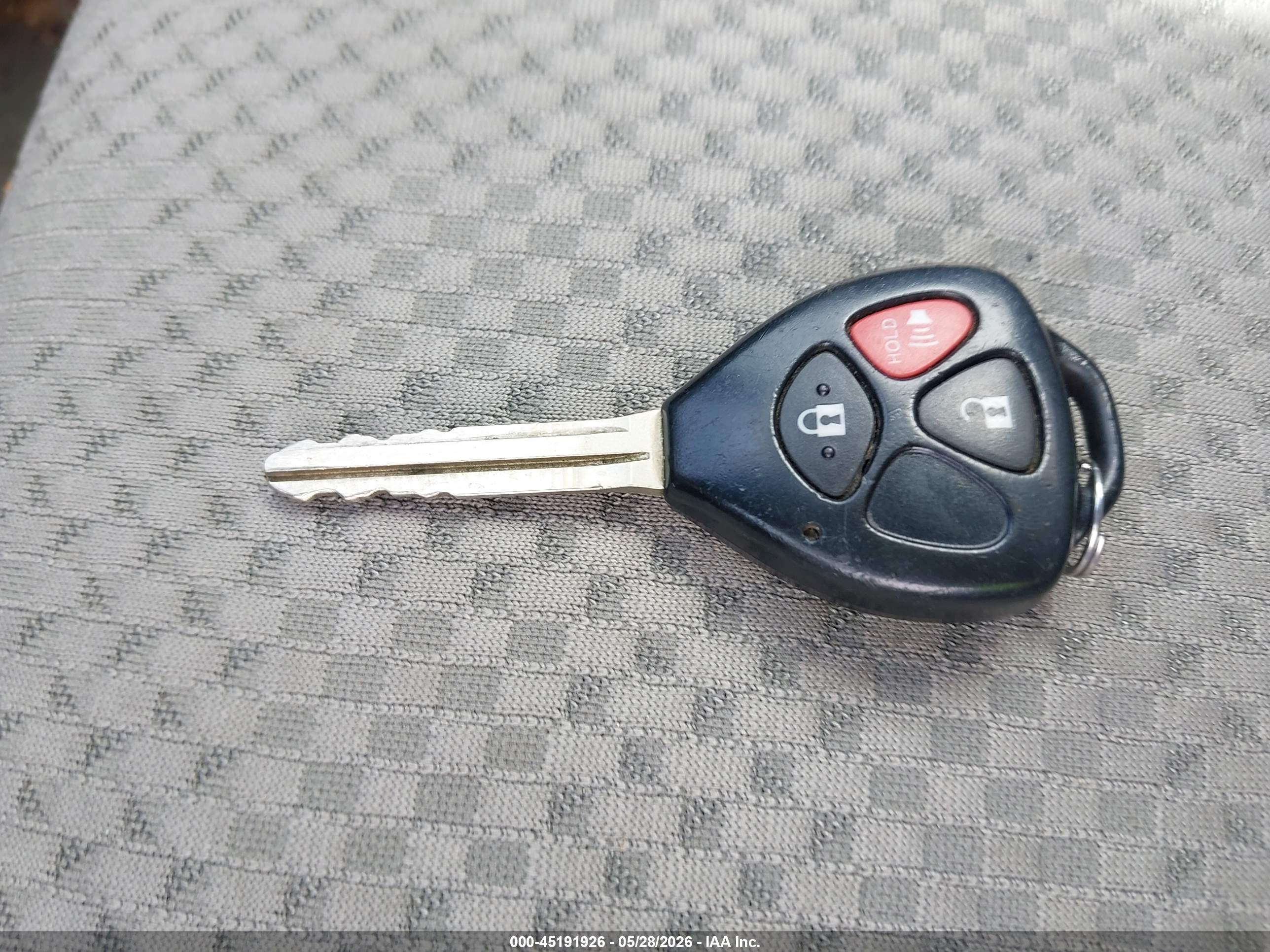 TOYOTA RAV4 image 11