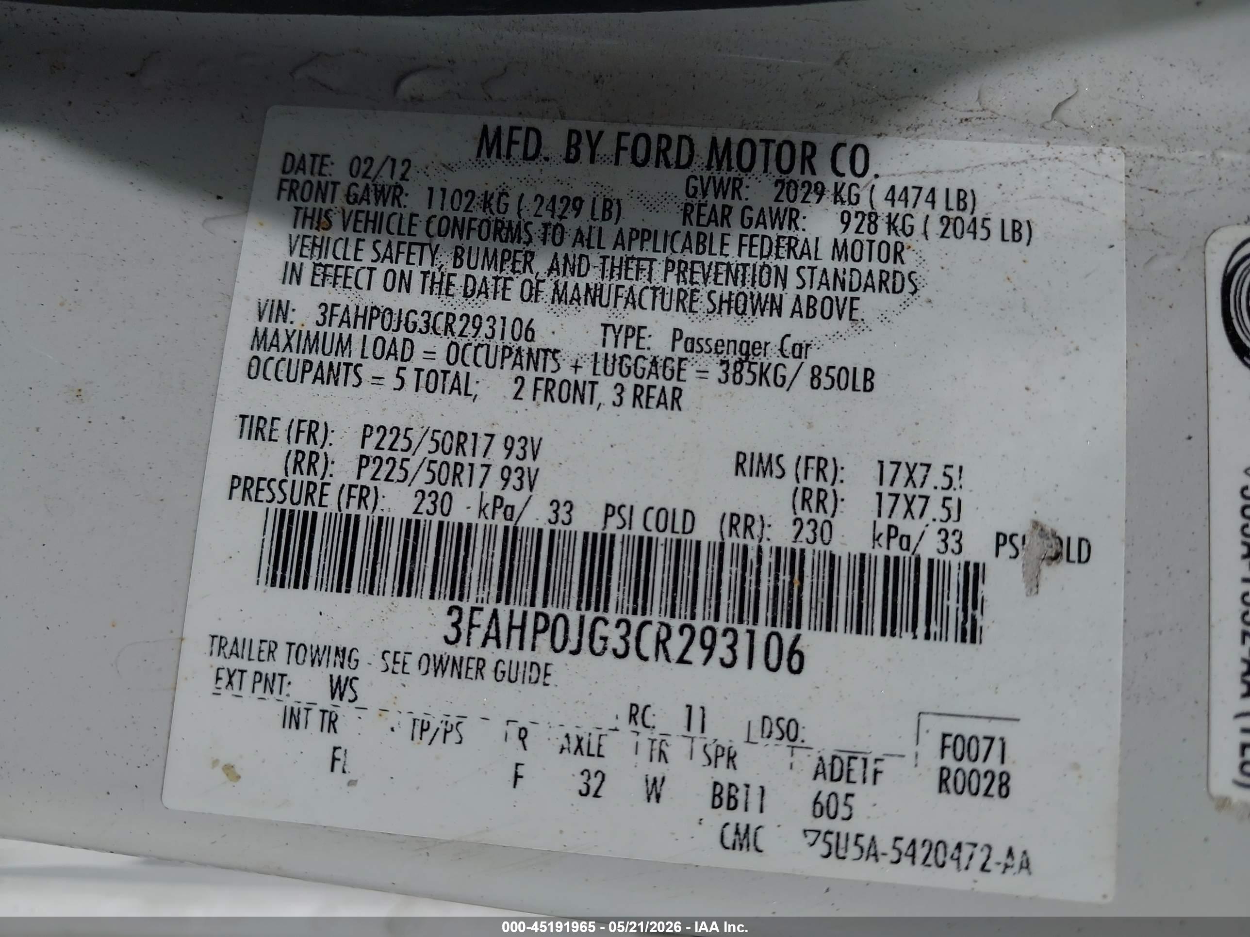 FORD FUSION image 9