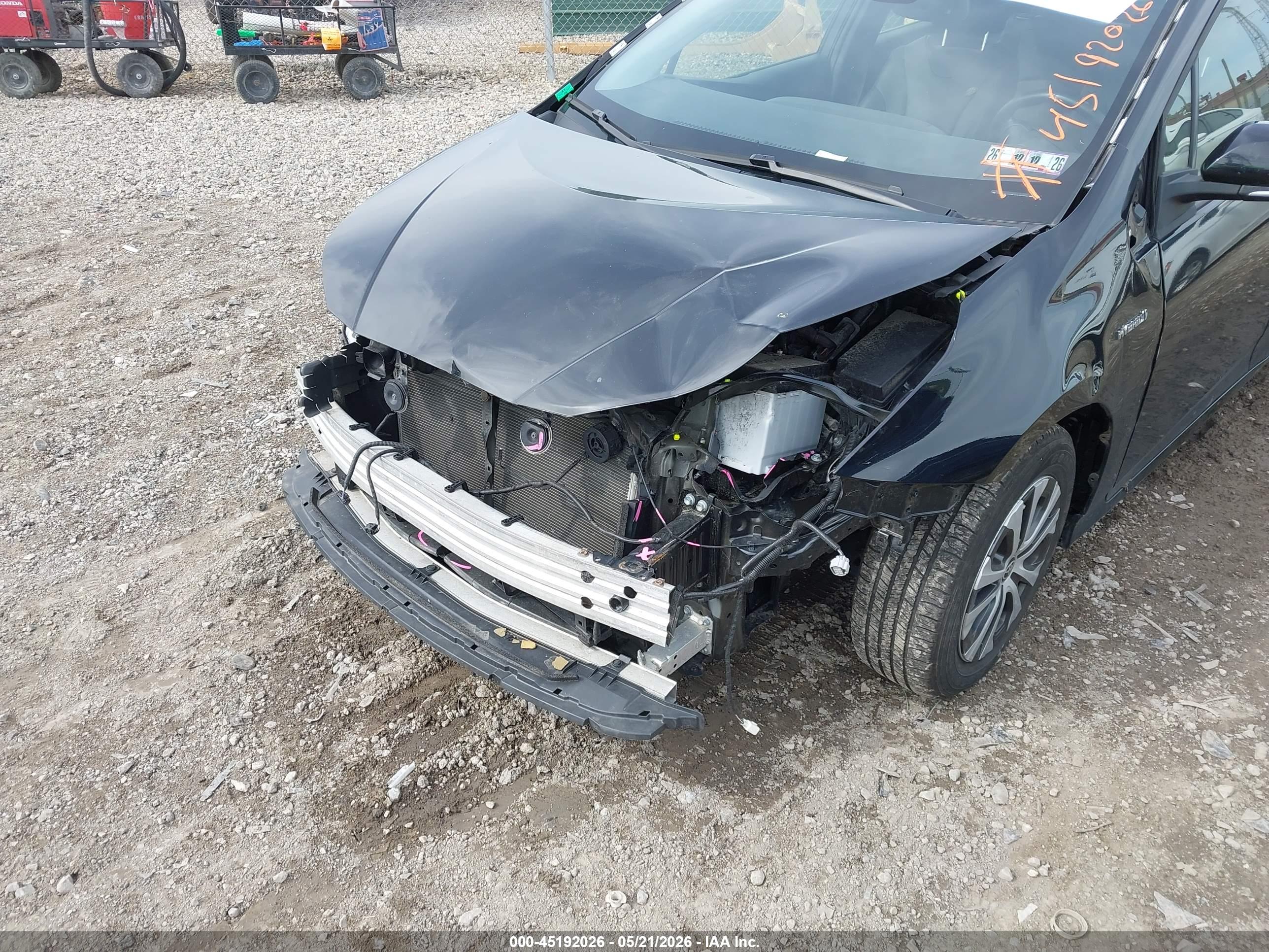 TOYOTA PRIUS image 6