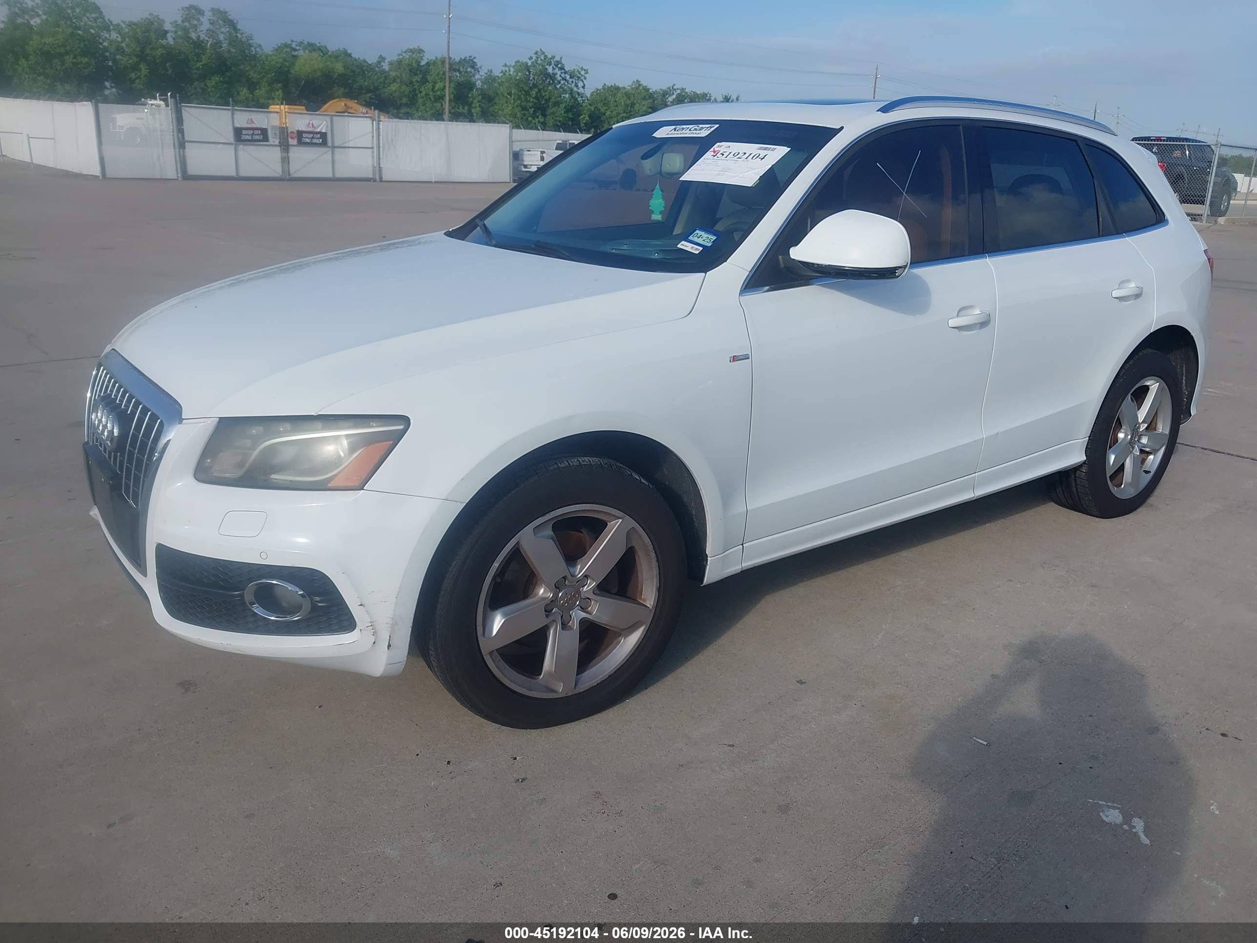 AUDI Q5 image 2