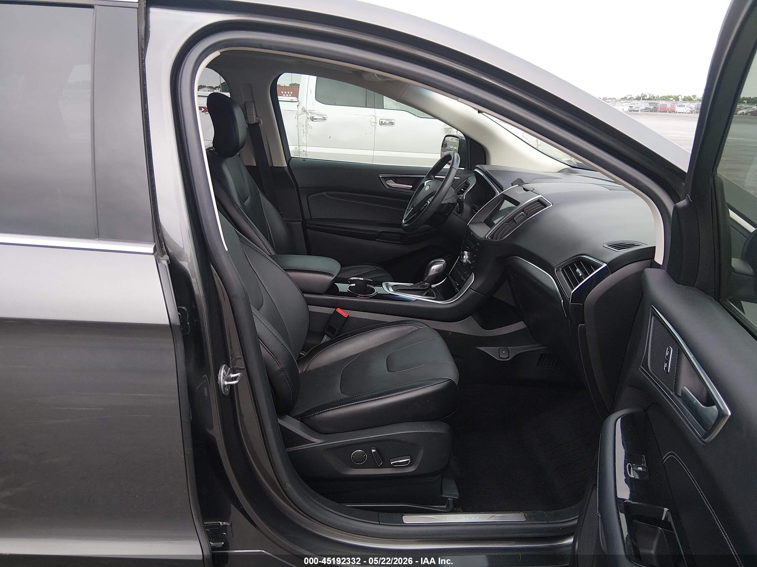 FORD EDGE image 5