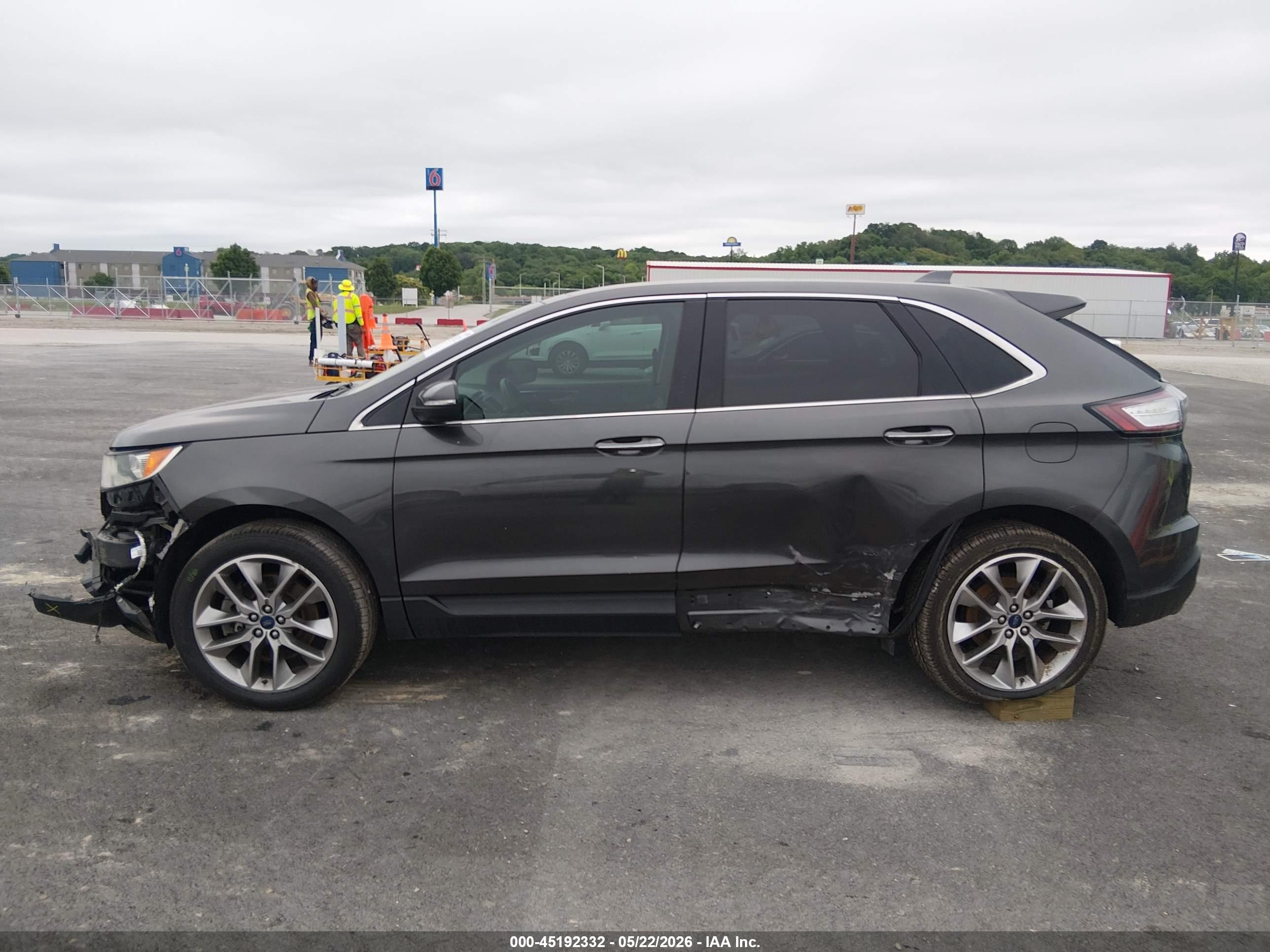 FORD EDGE image 6