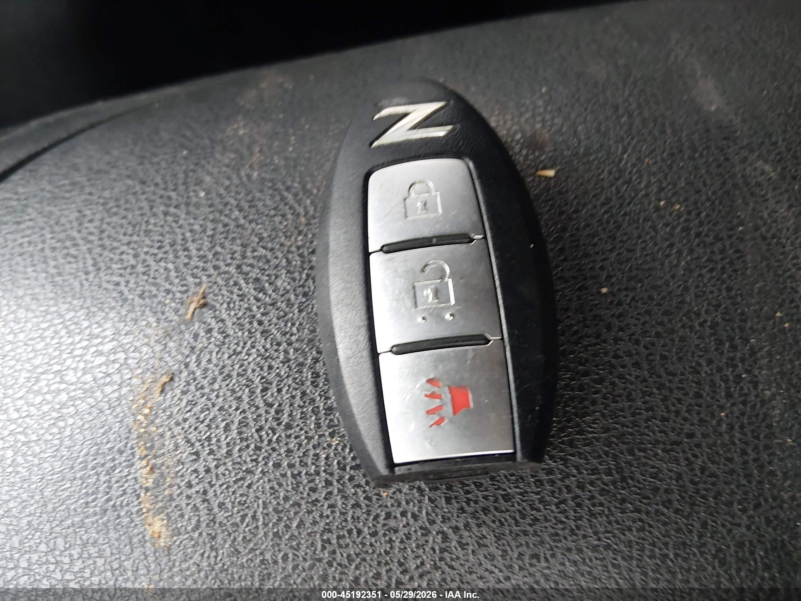 NISSAN 370Z image 11