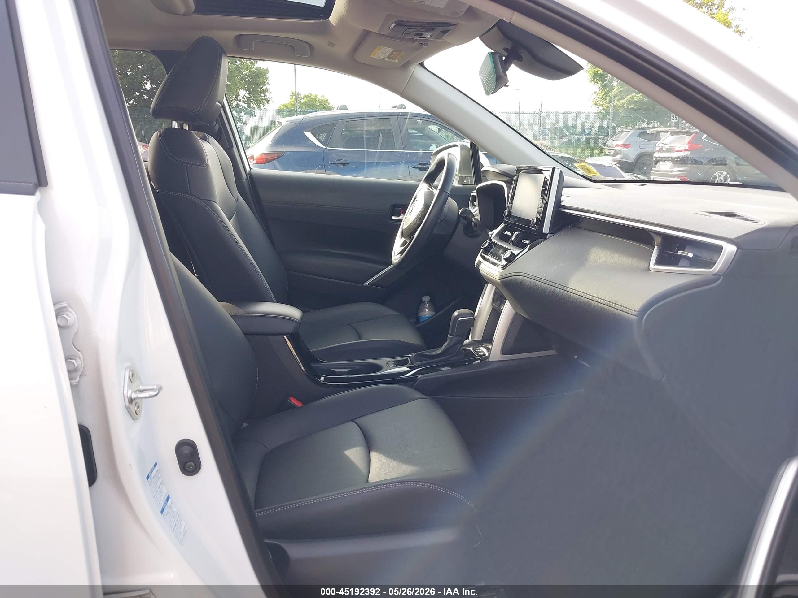 TOYOTA COROLLA image 5