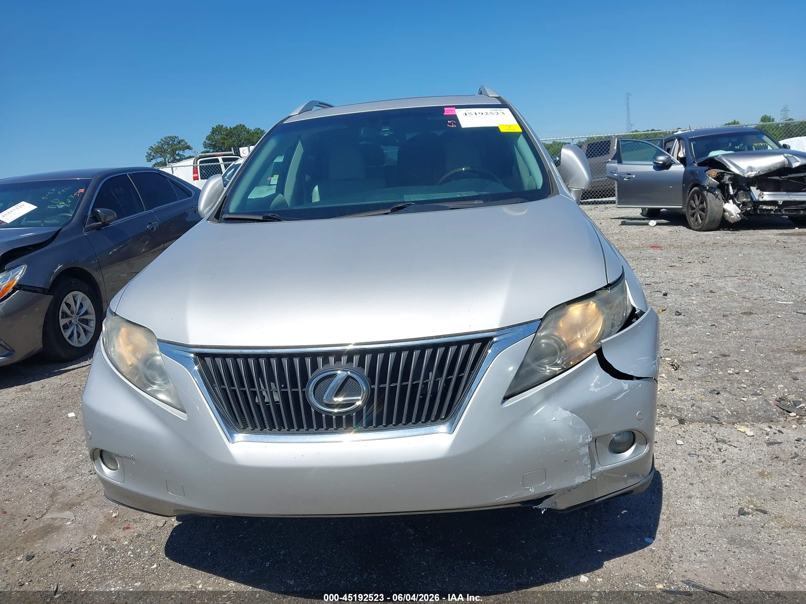 LEXUS RX image 6
