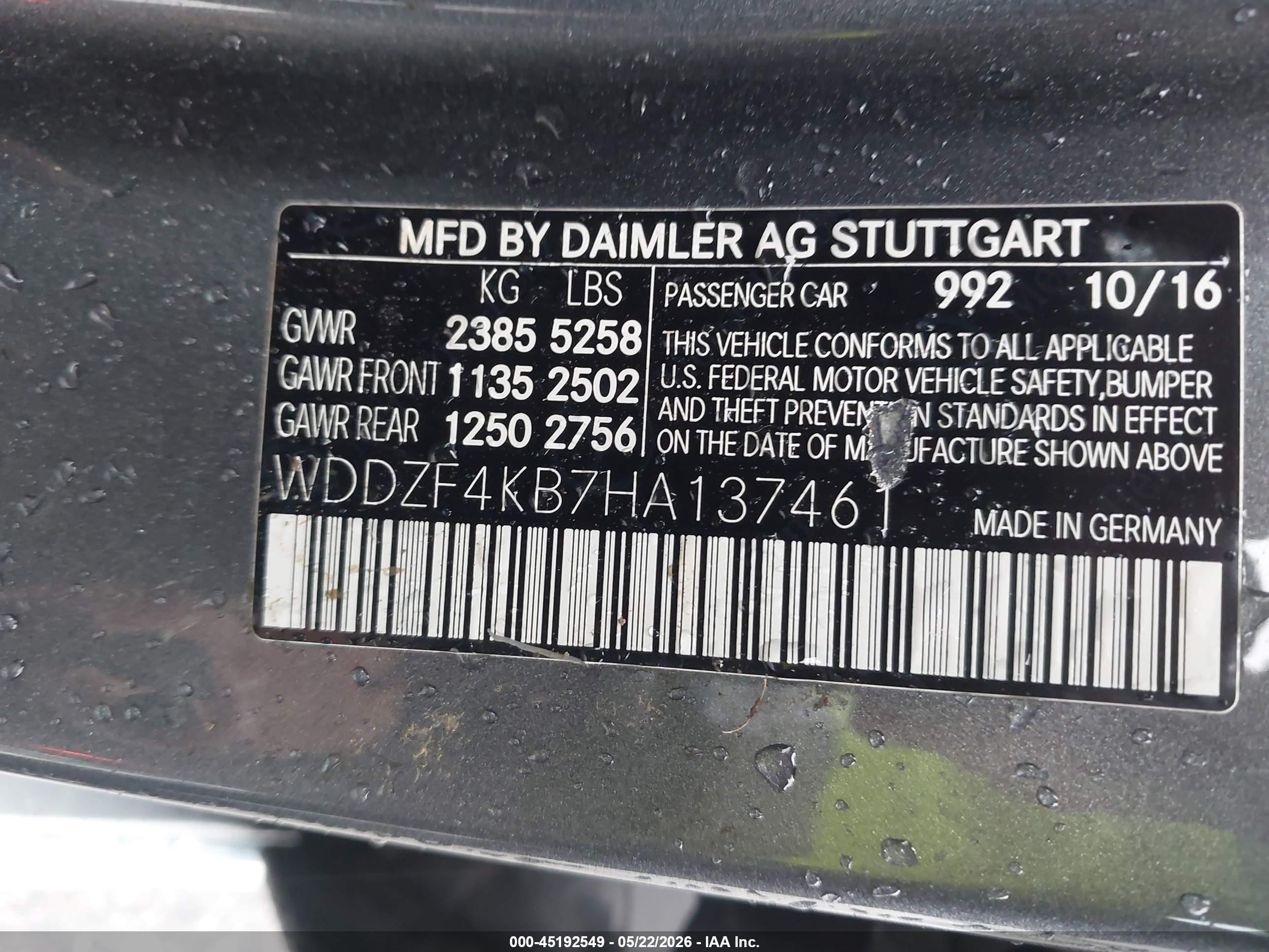 MERCEDES-BENZ E image 9