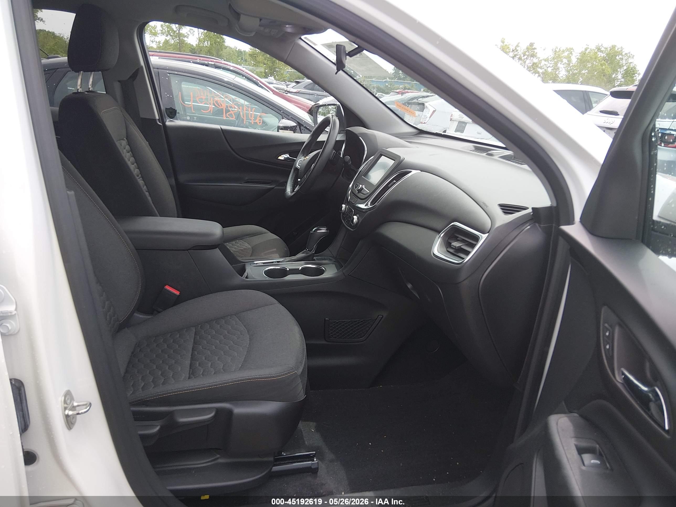 CHEVROLET EQUINOX image 5