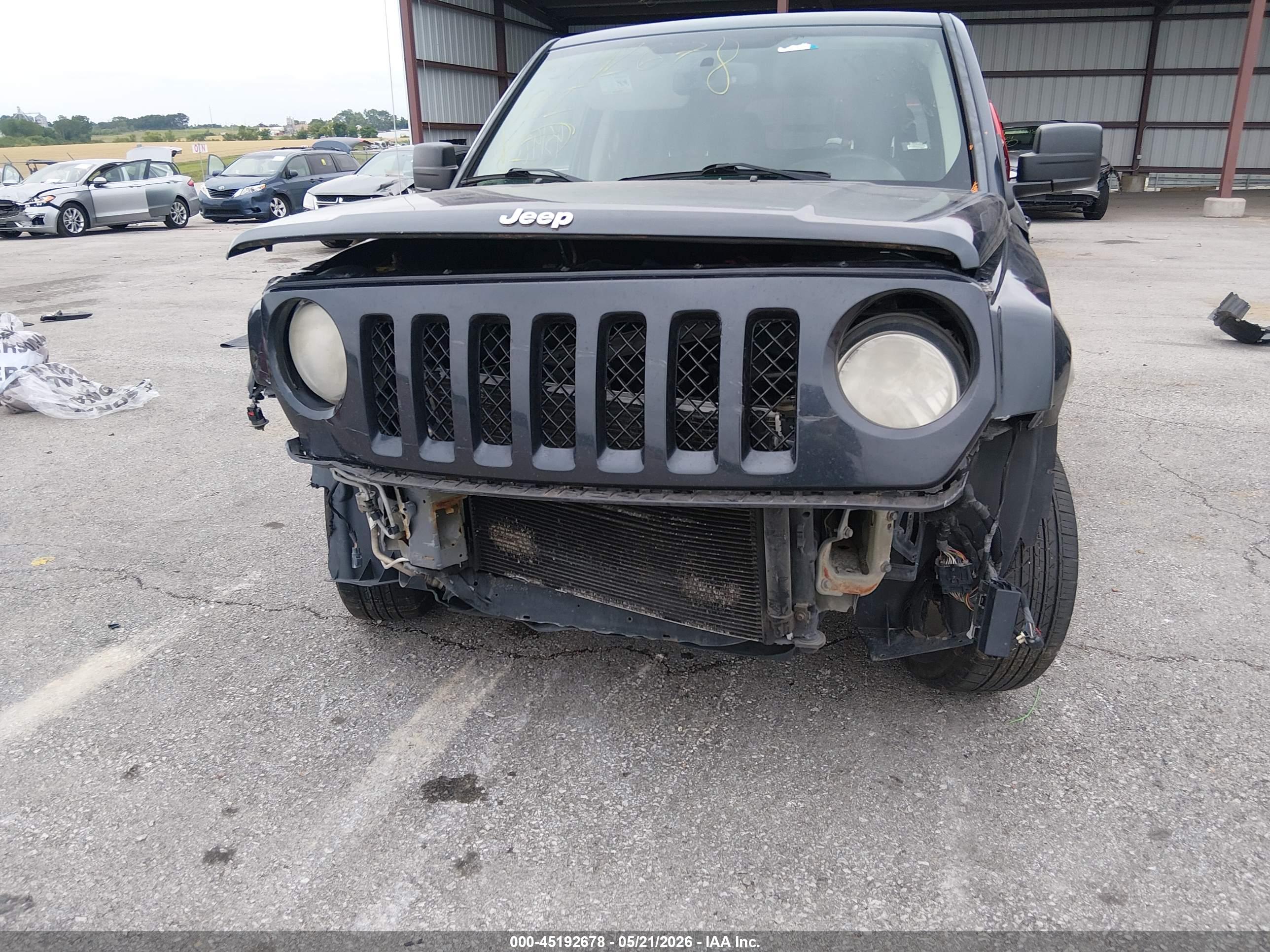 JEEP PATRIOT image 6