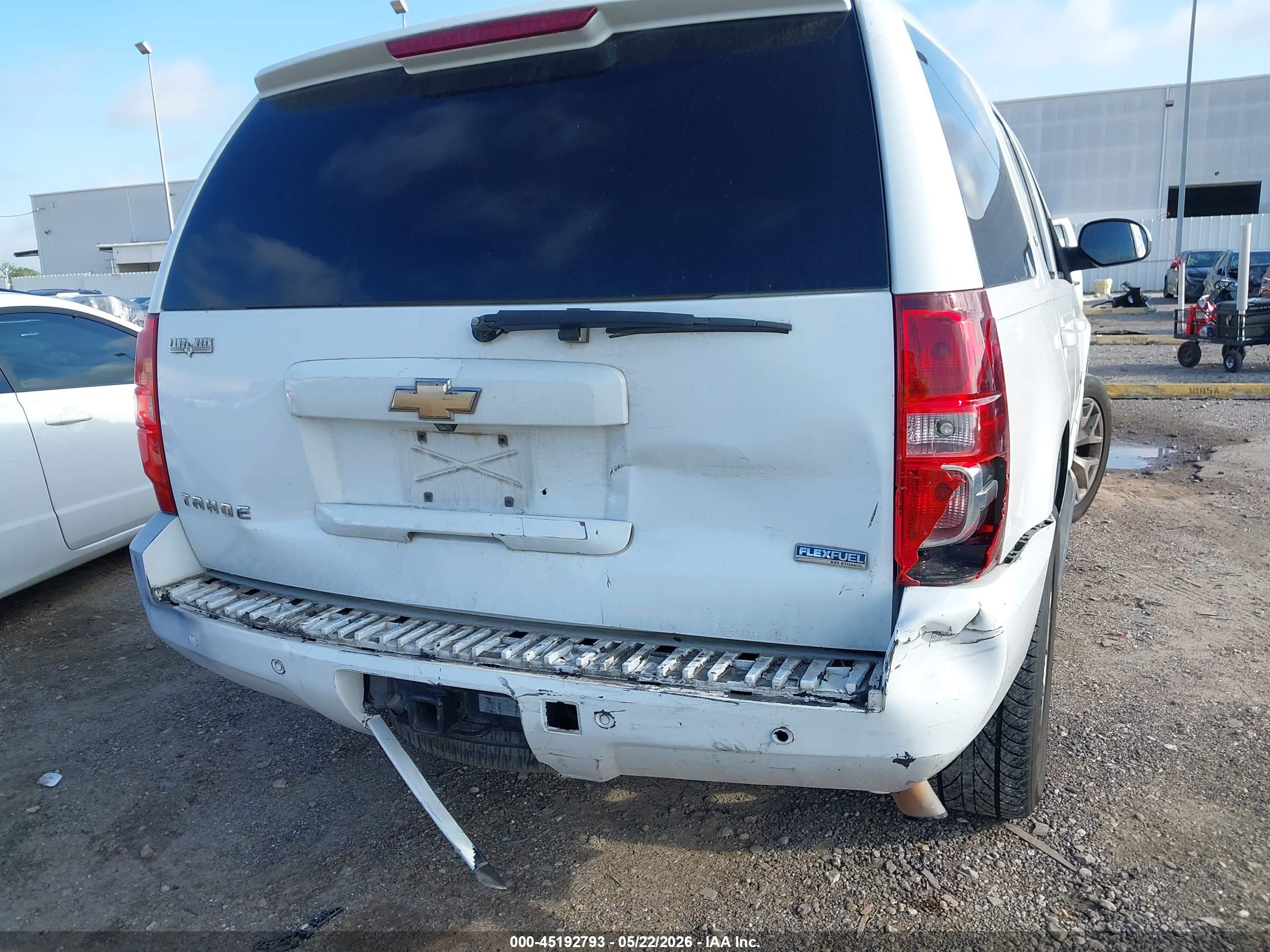 CHEVROLET TAHOE image 6