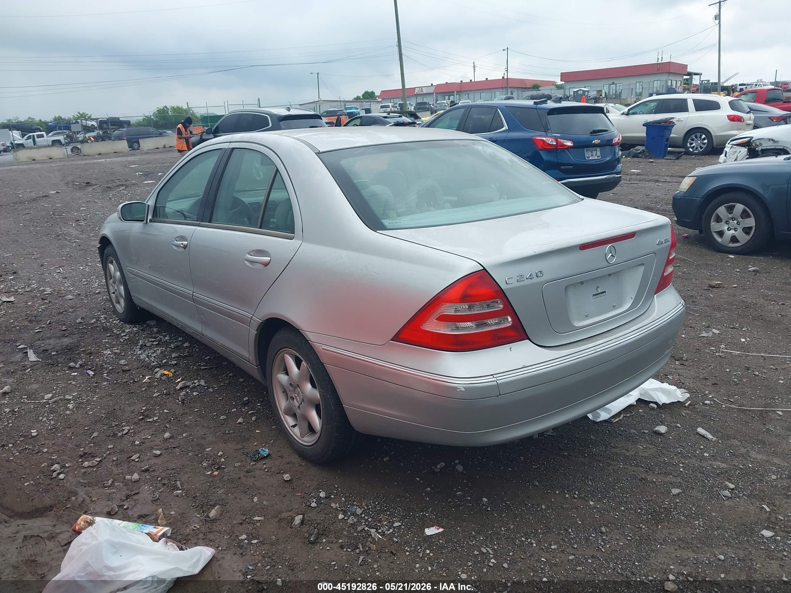 MERCEDES-BENZ C image 3