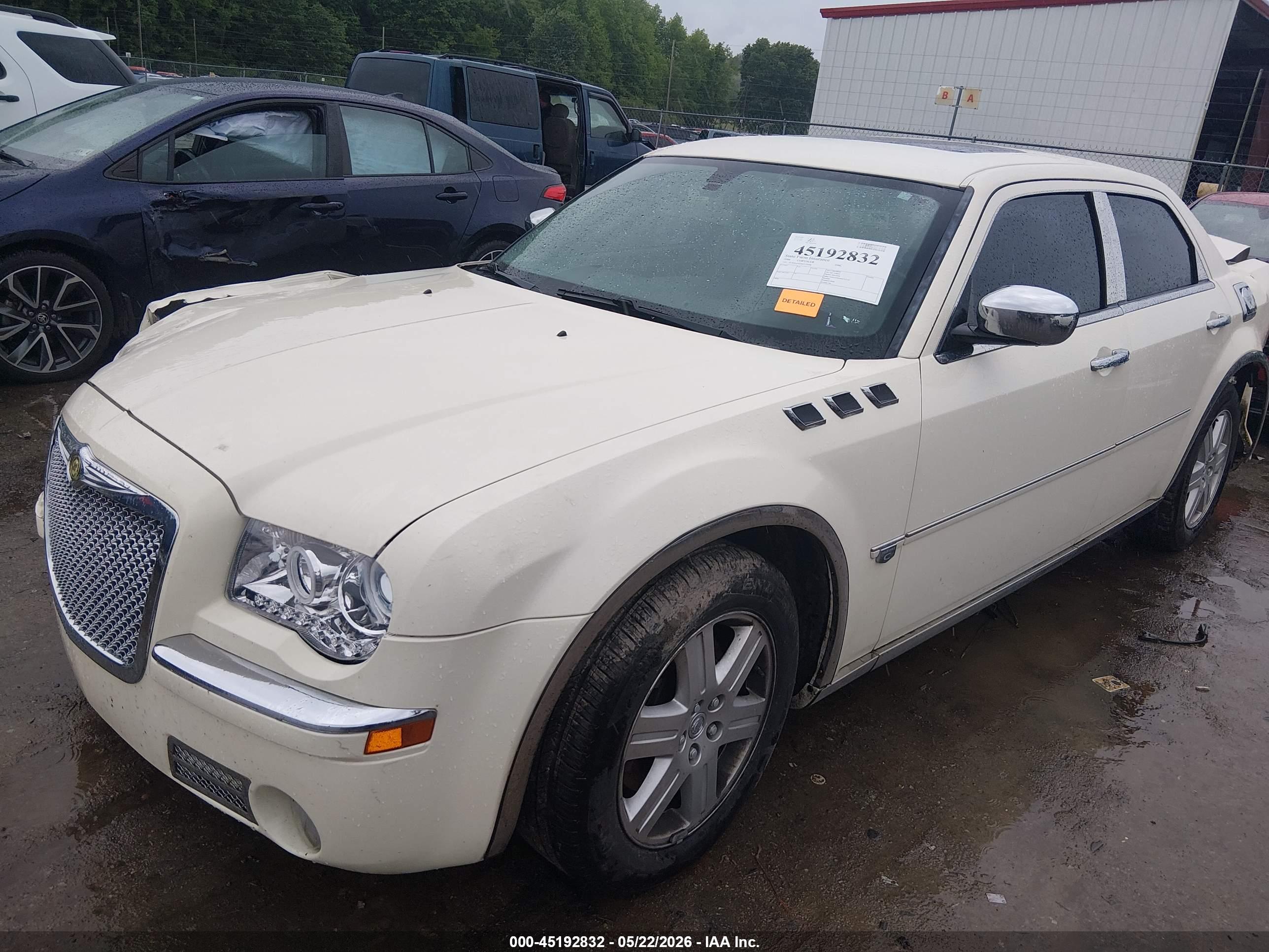 CHRYSLER 300C image 2