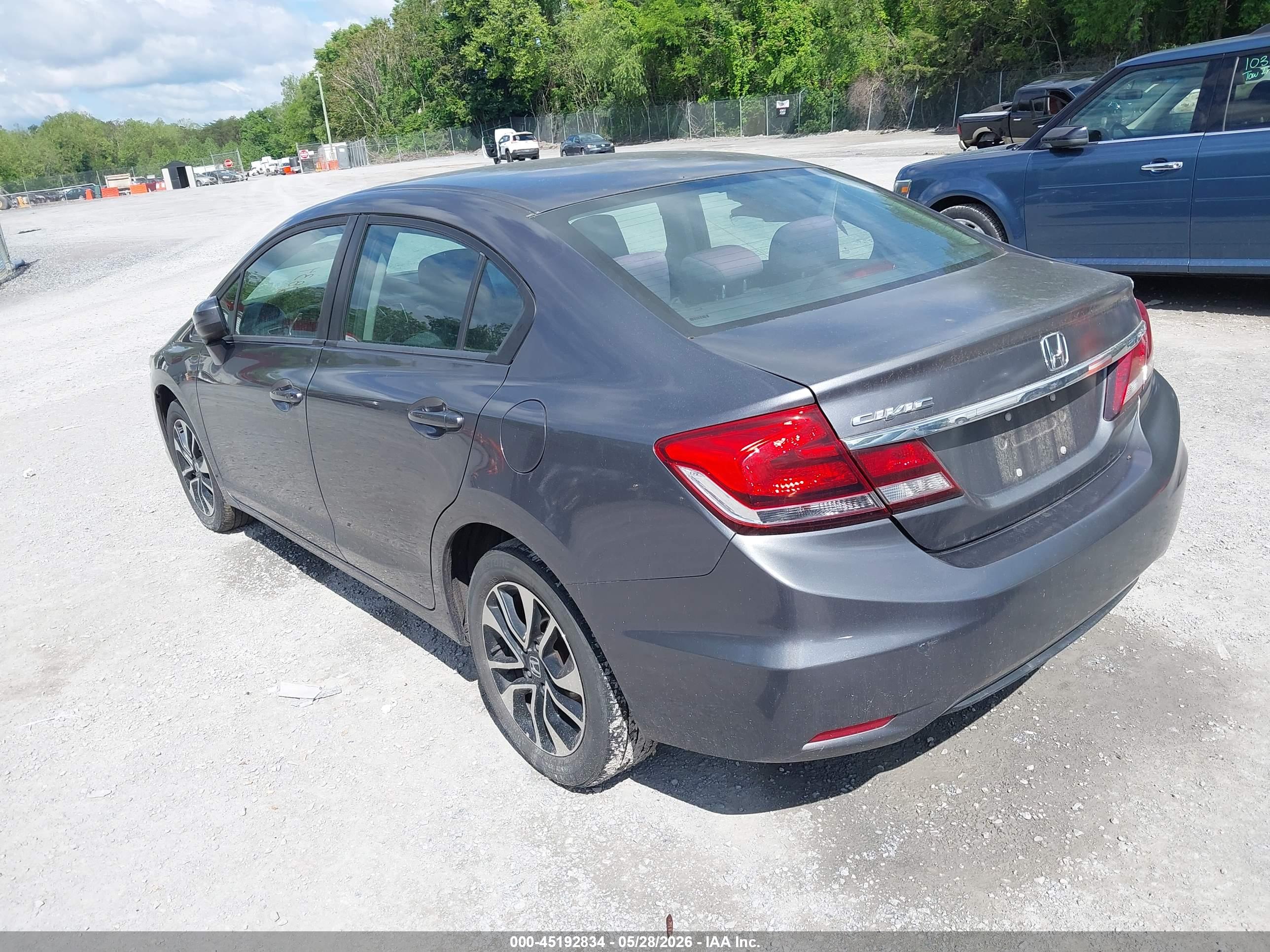 HONDA CIVIC image 3