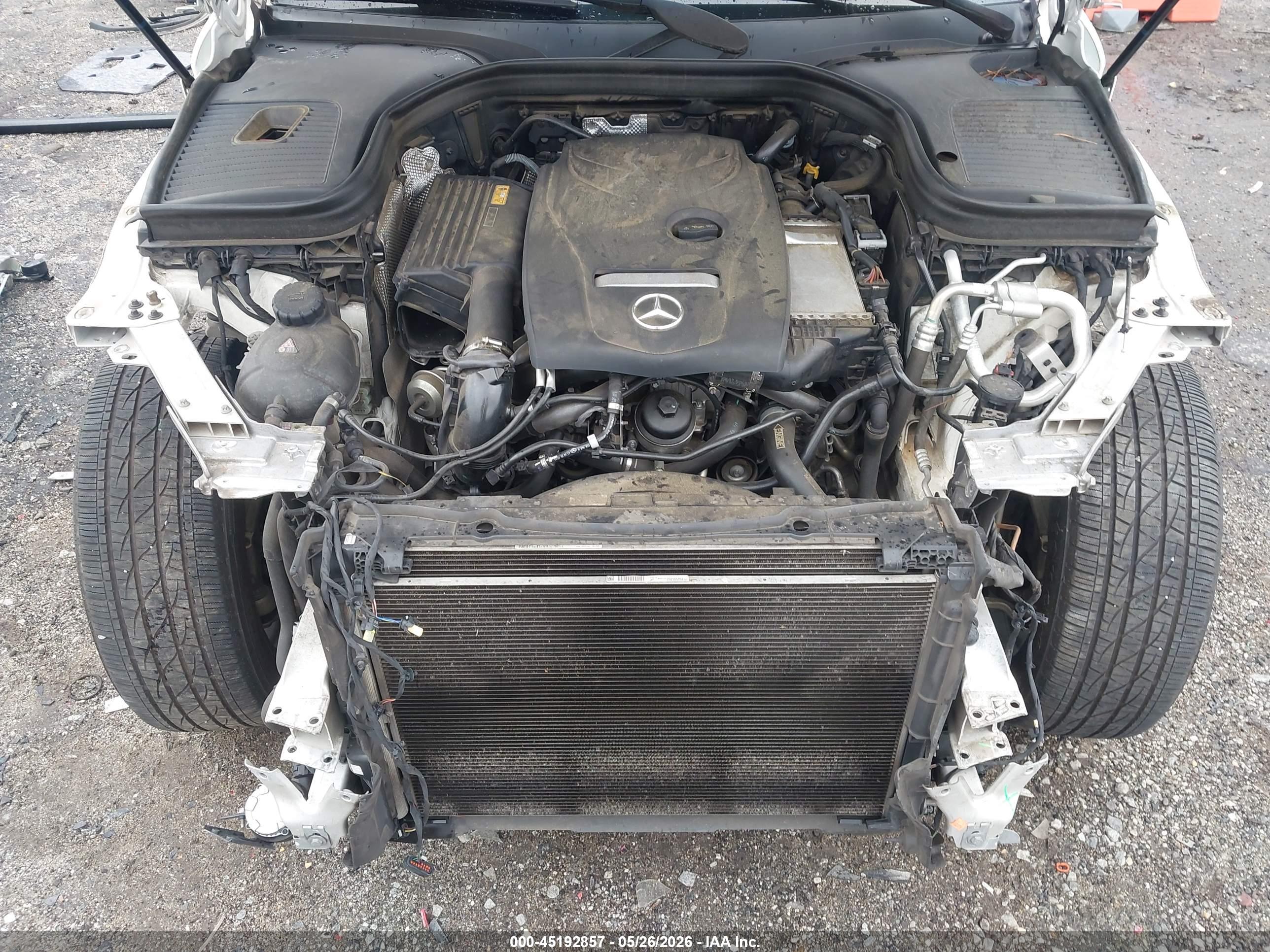 MERCEDES-BENZ GLC image 10