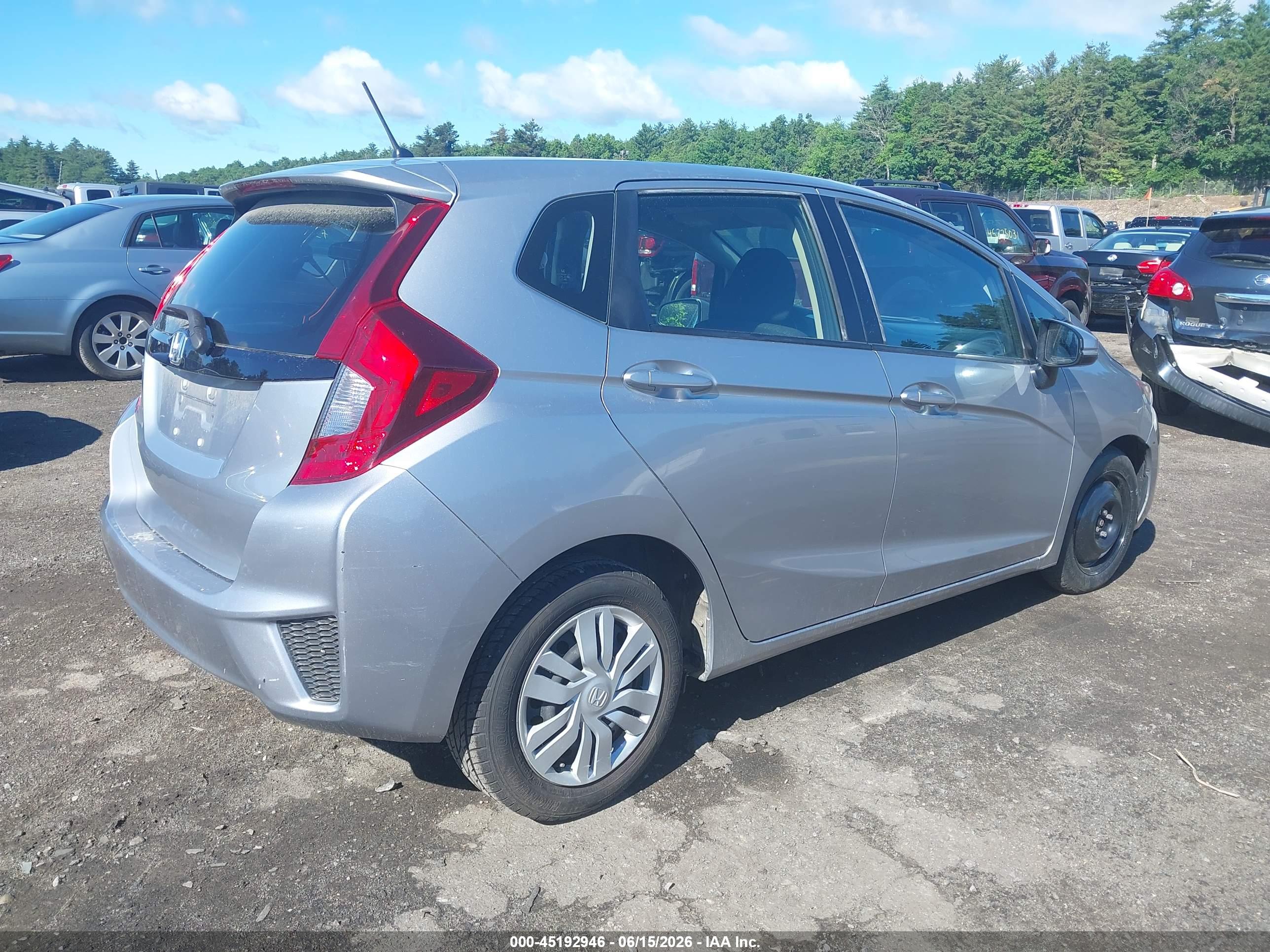 HONDA FIT image 4